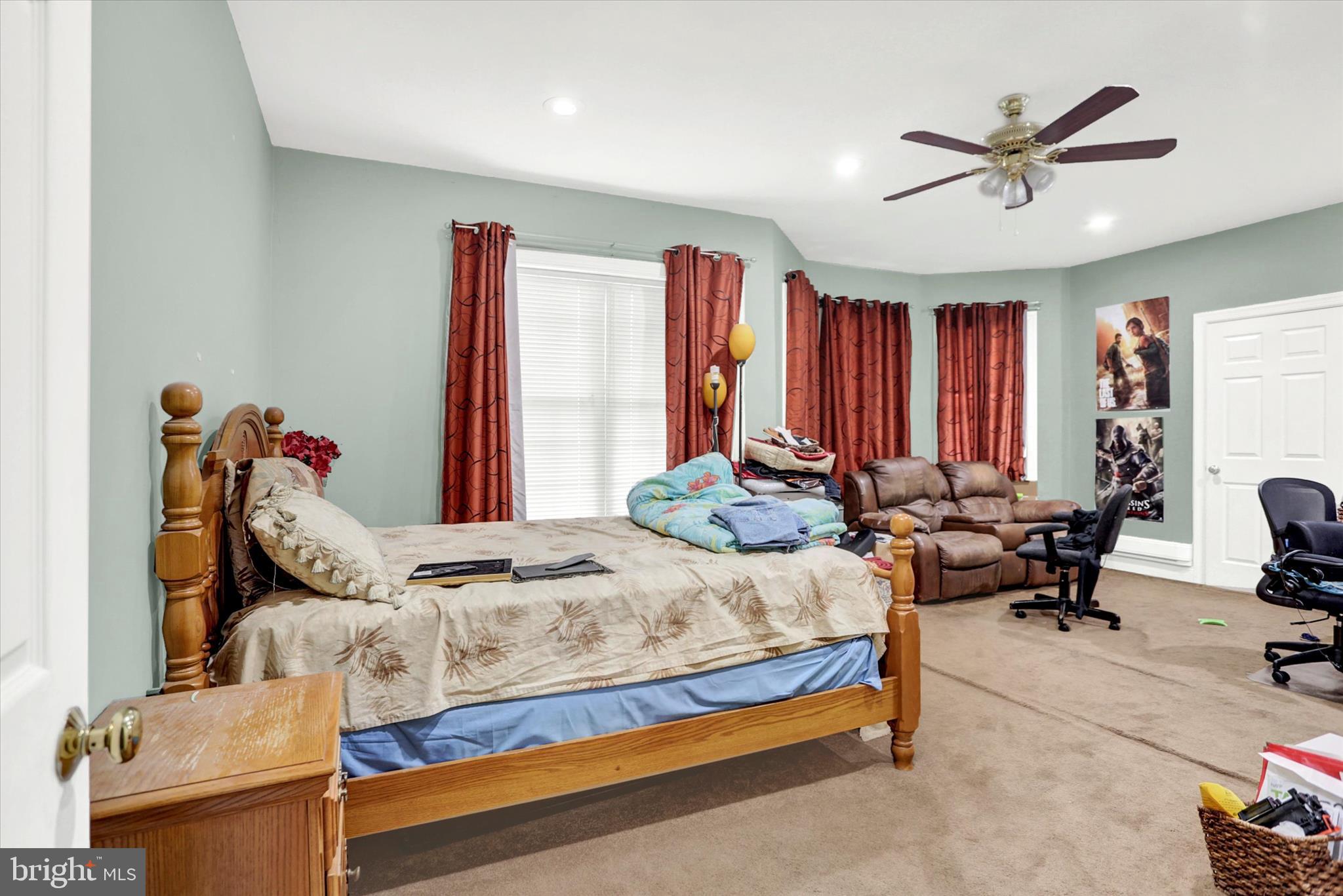 DUFFIELD CROSSING - Residential