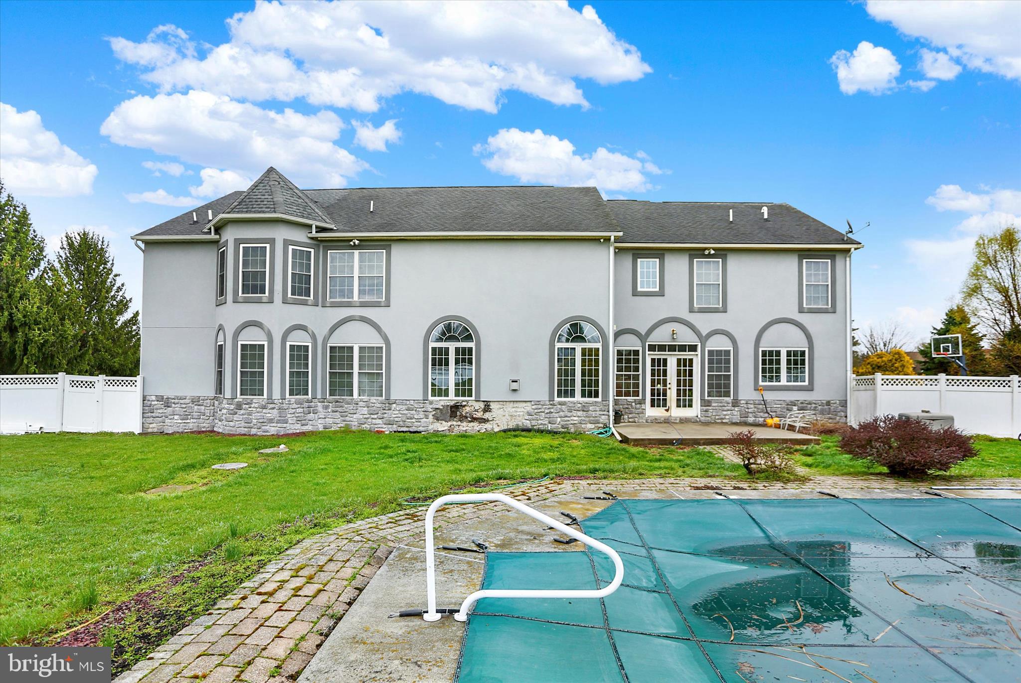 DUFFIELD CROSSING - Residential