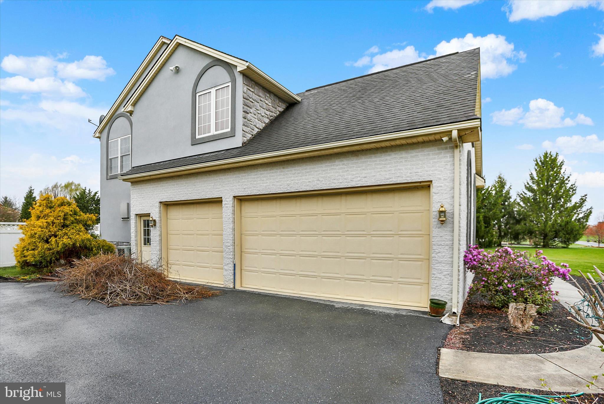 DUFFIELD CROSSING - Residential