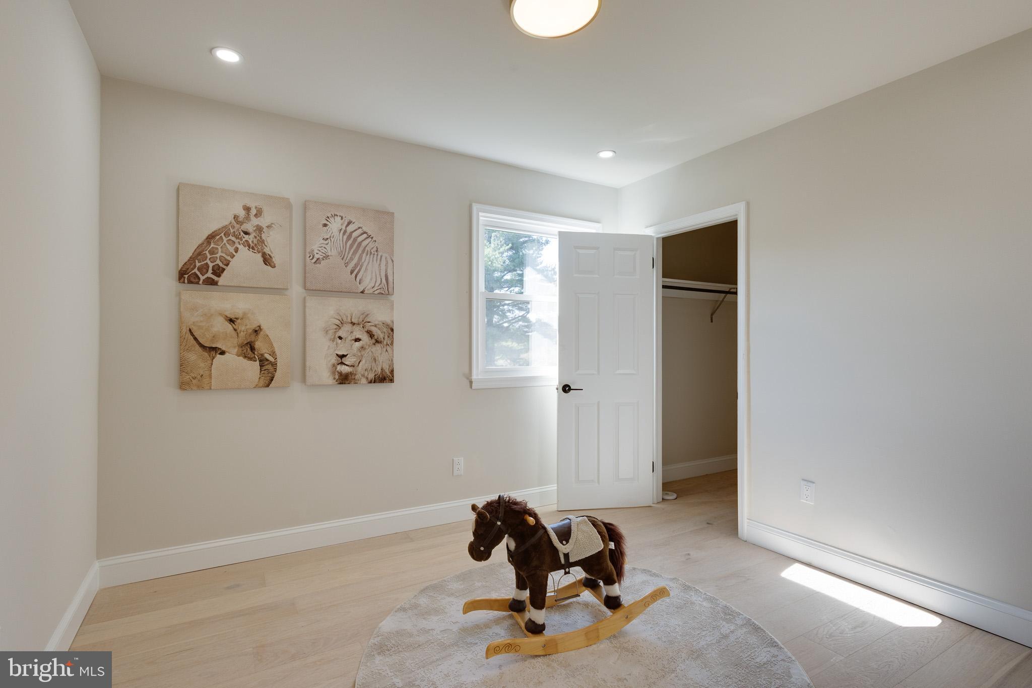 WYNNEWOOD - Residential