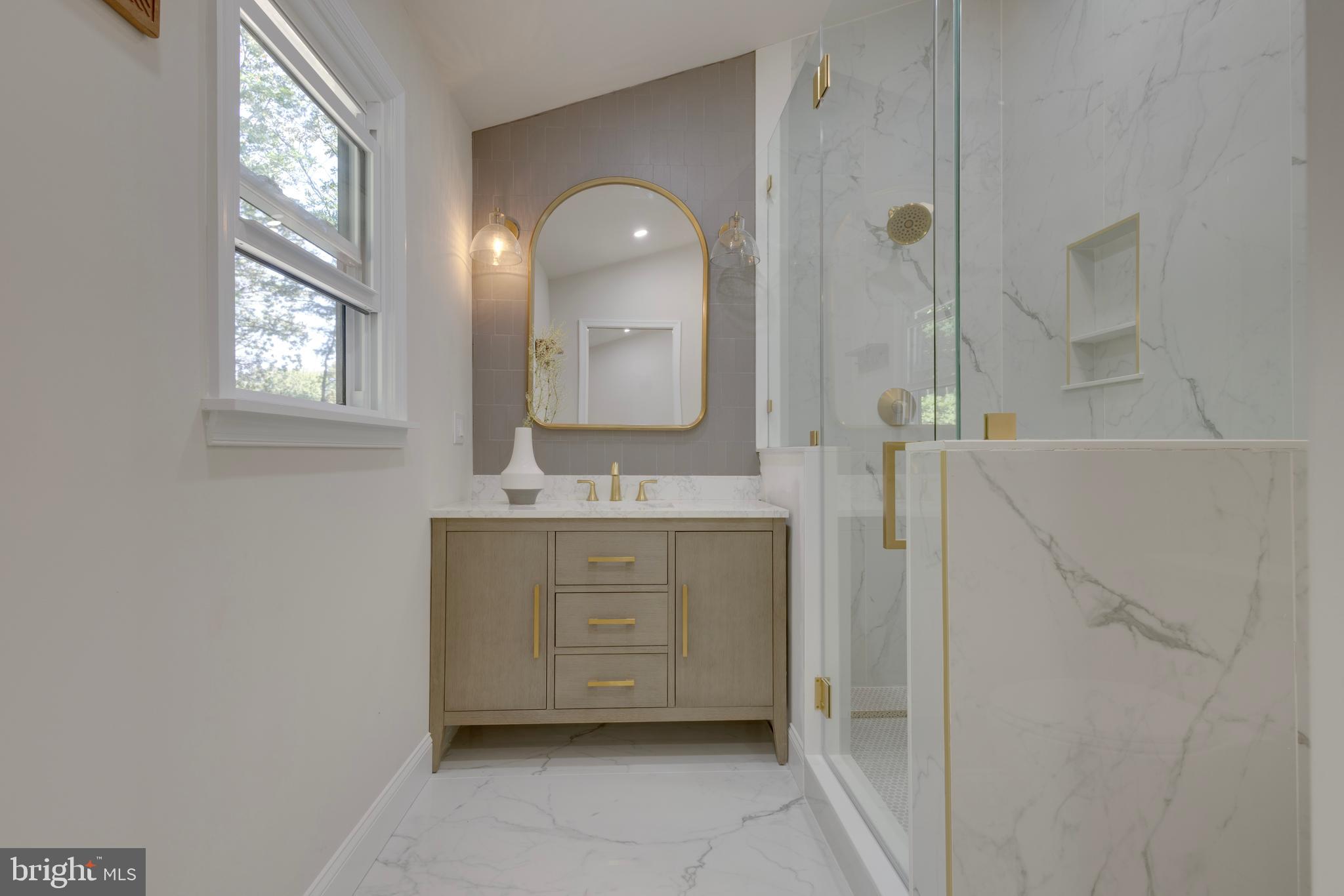 WYNNEWOOD - Residential