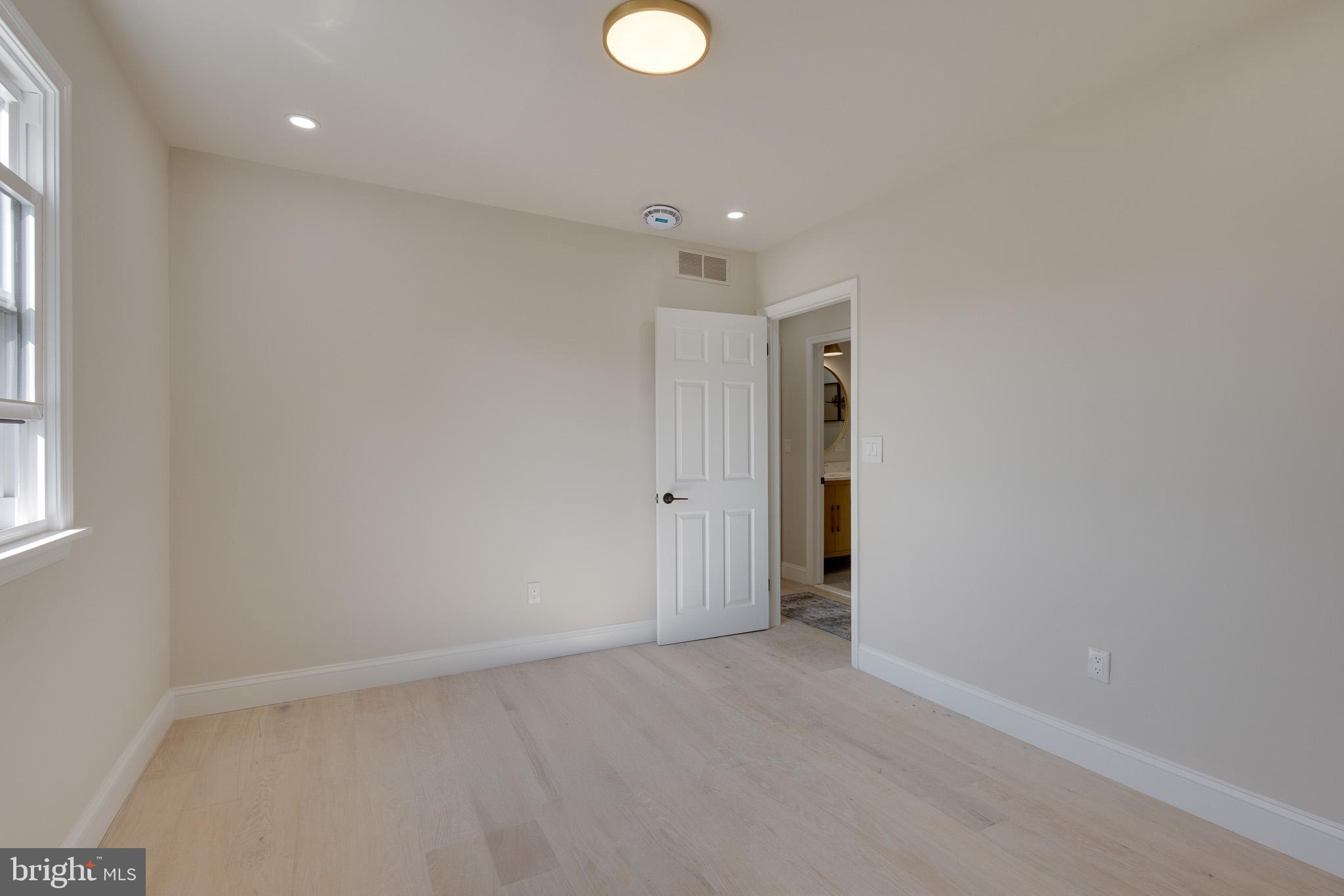 WYNNEWOOD - Residential