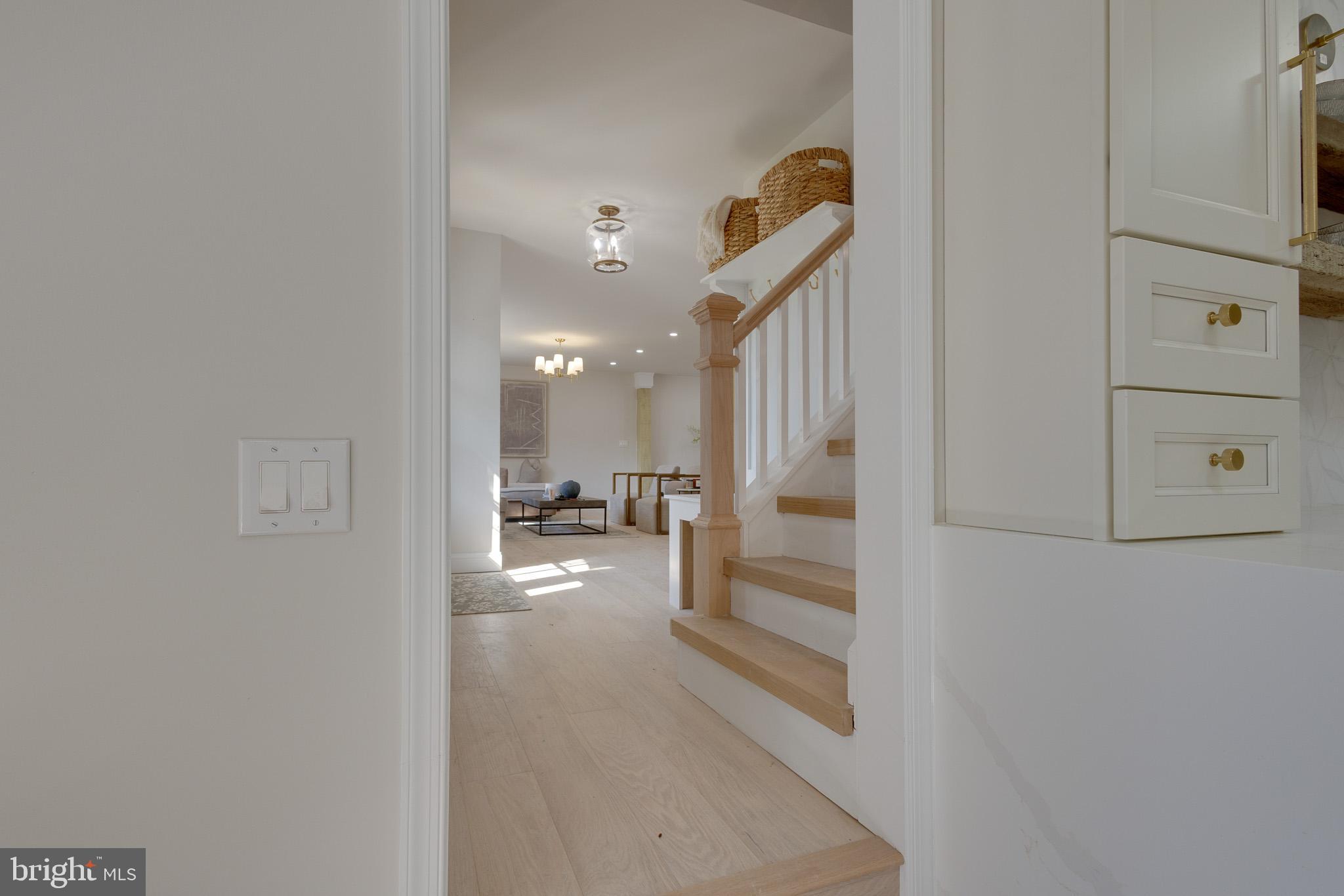 WYNNEWOOD - Residential