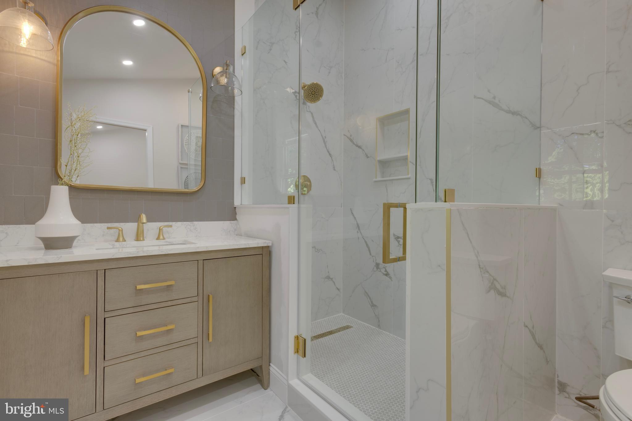 WYNNEWOOD - Residential