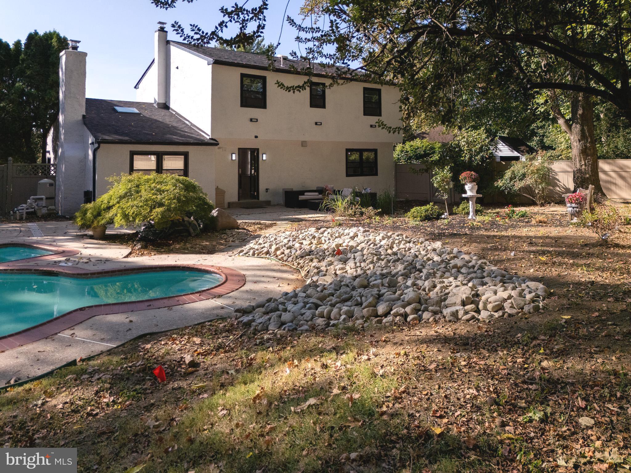 WYNNEWOOD - Residential