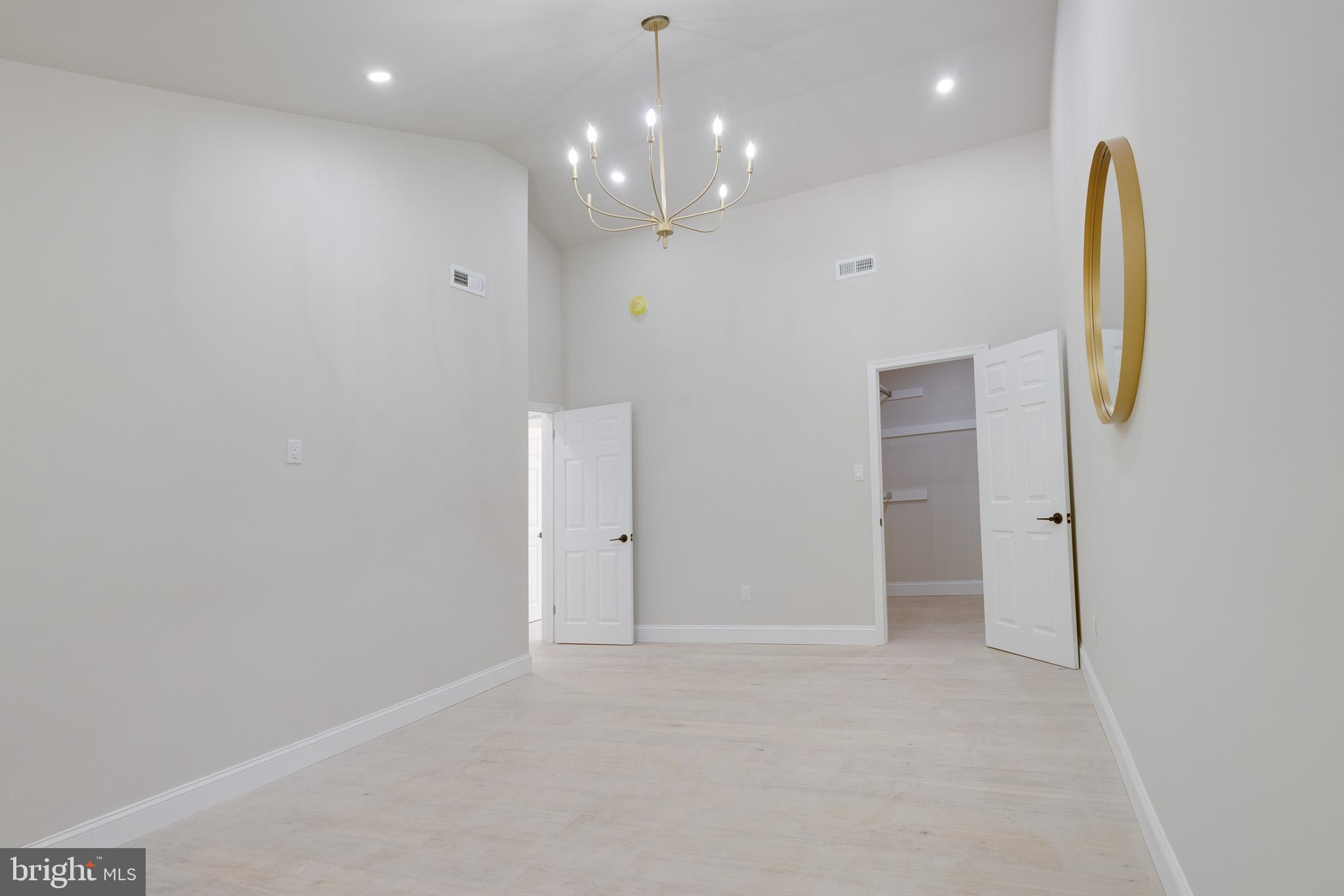 WYNNEWOOD - Residential