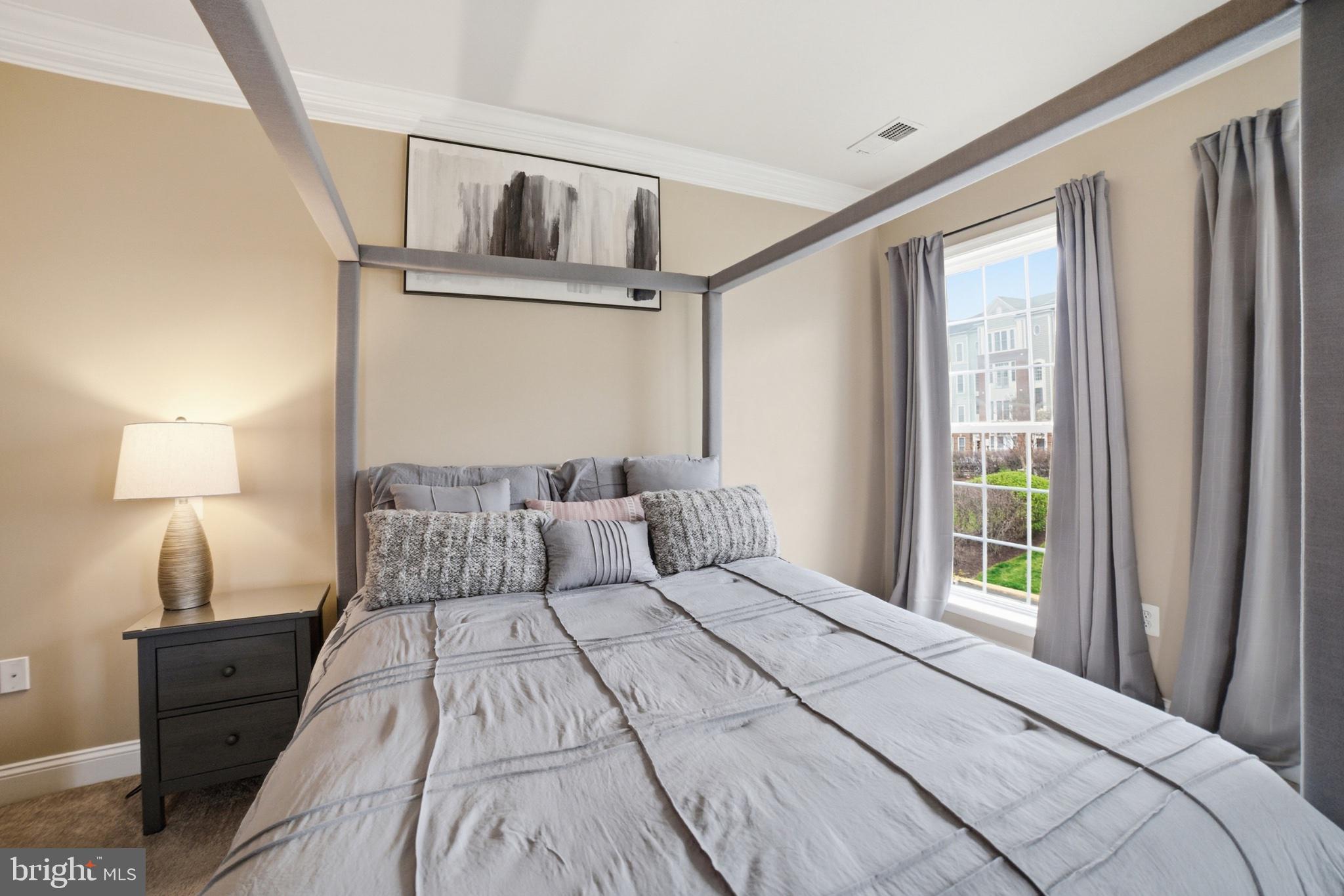 POTOMAC CLUB II - Residential