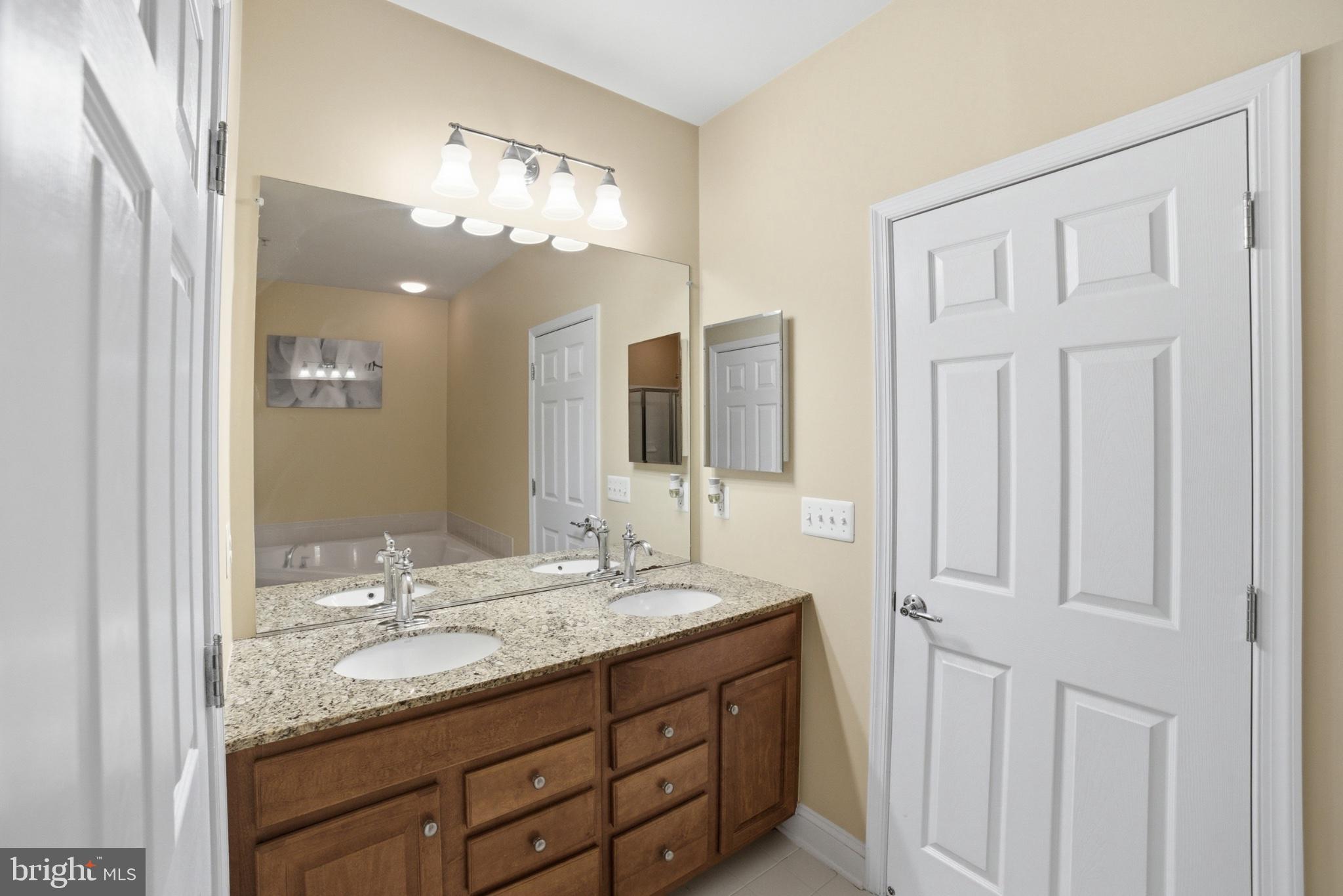 POTOMAC CLUB II - Residential