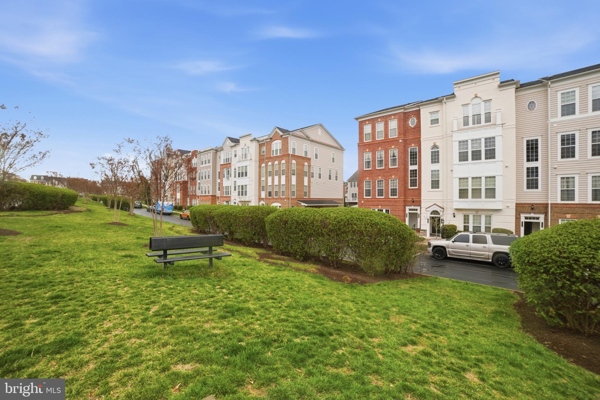 POTOMAC CLUB II - Residential