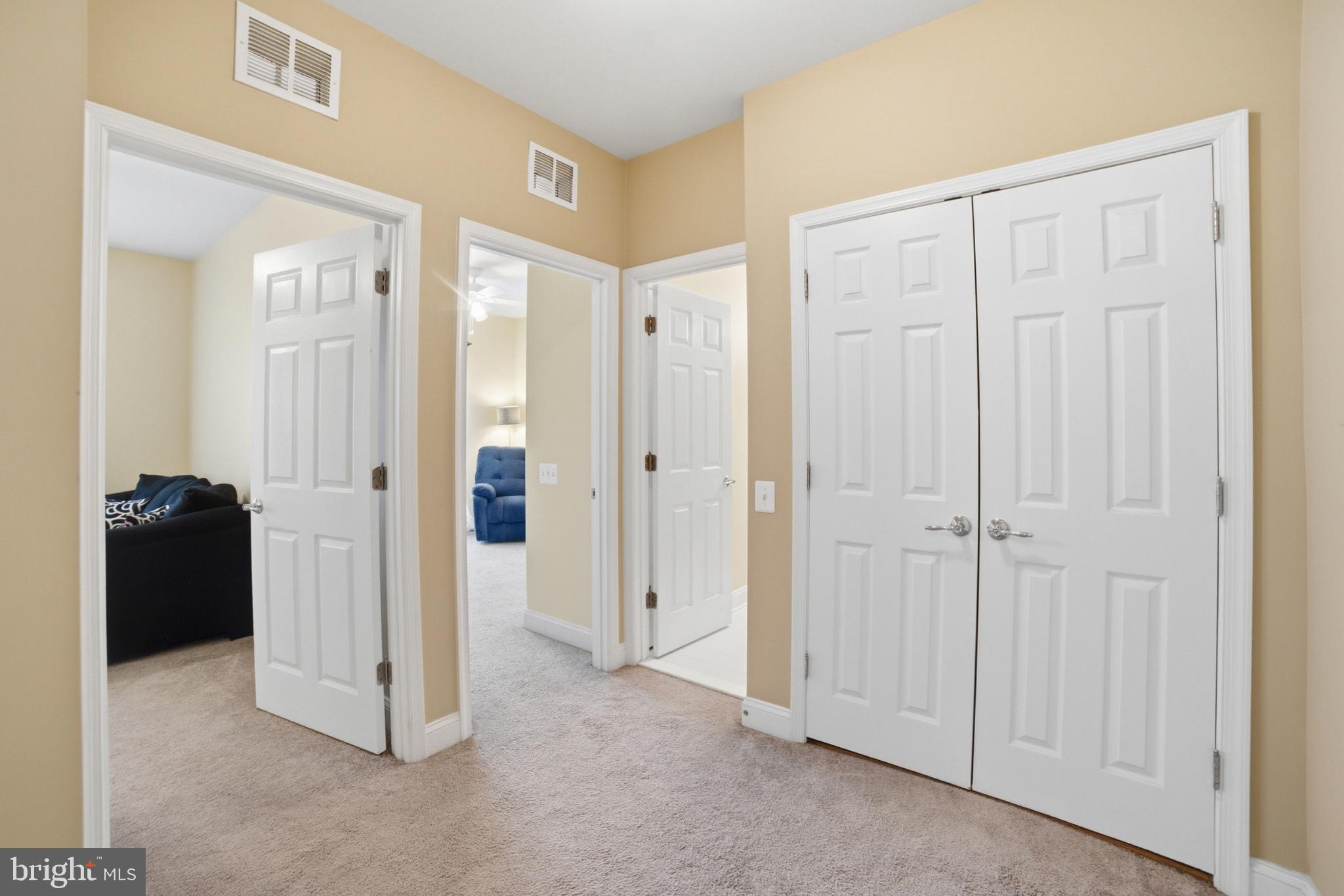 POTOMAC CLUB II - Residential