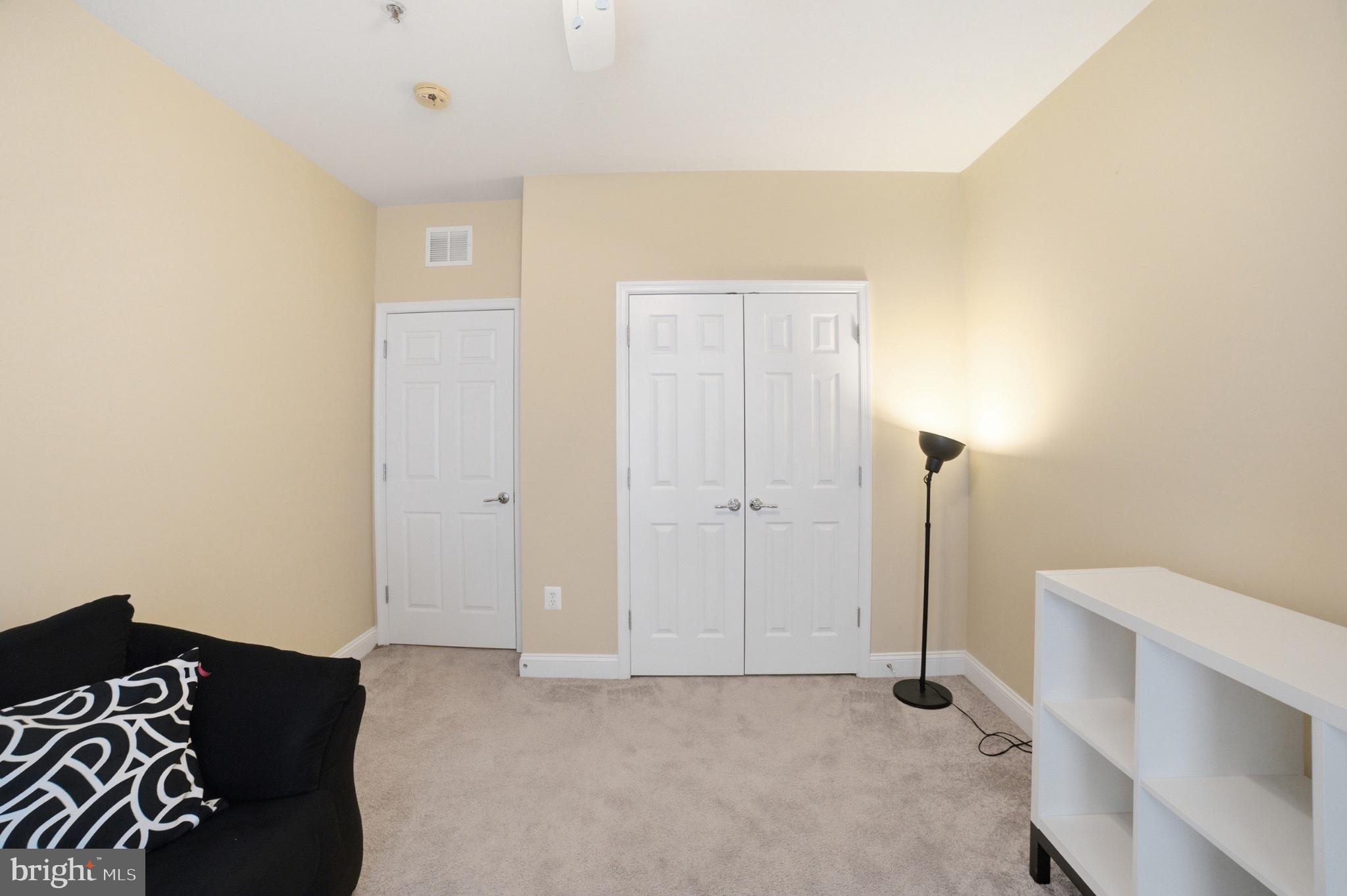 POTOMAC CLUB II - Residential