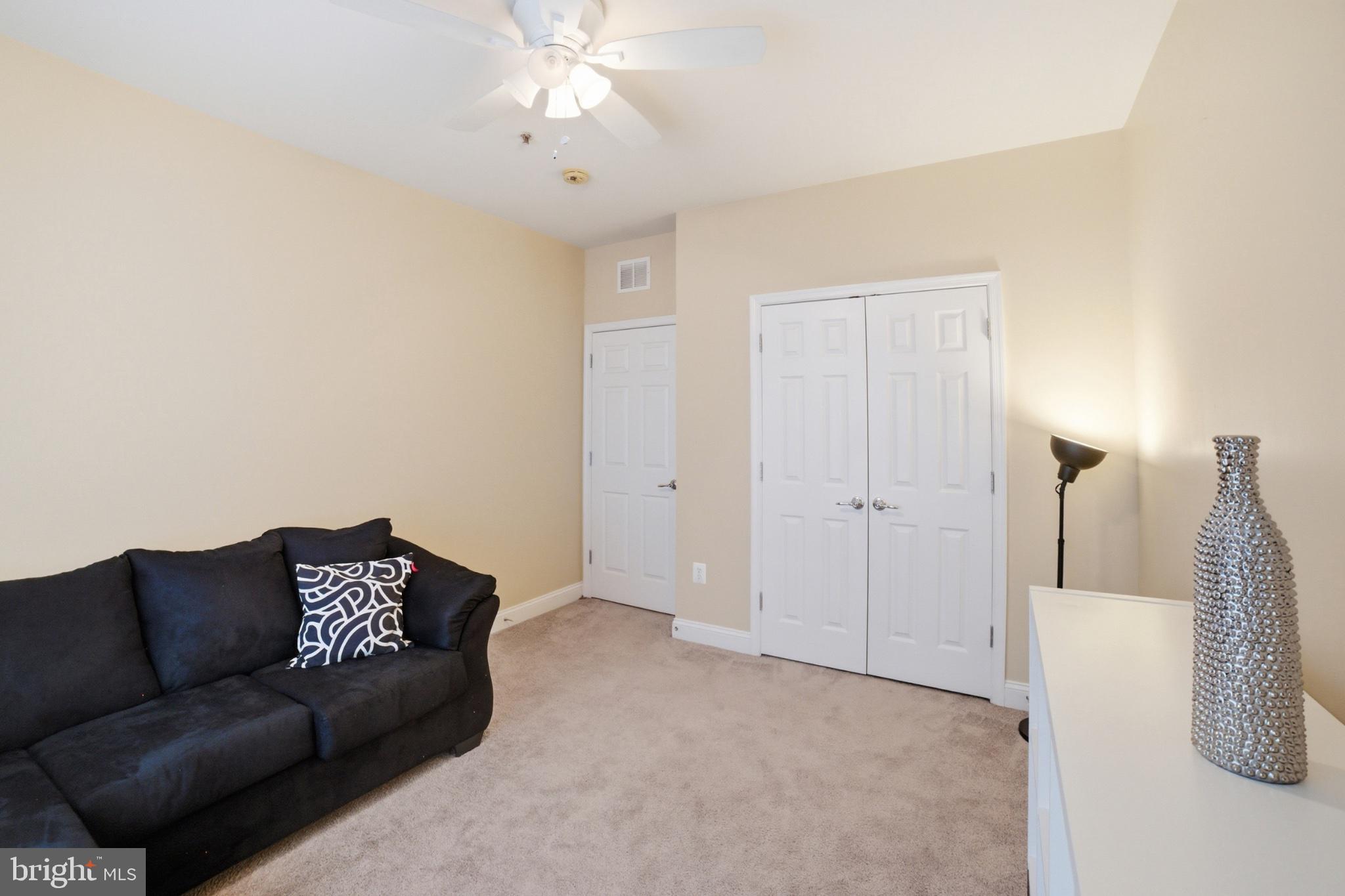 POTOMAC CLUB II - Residential