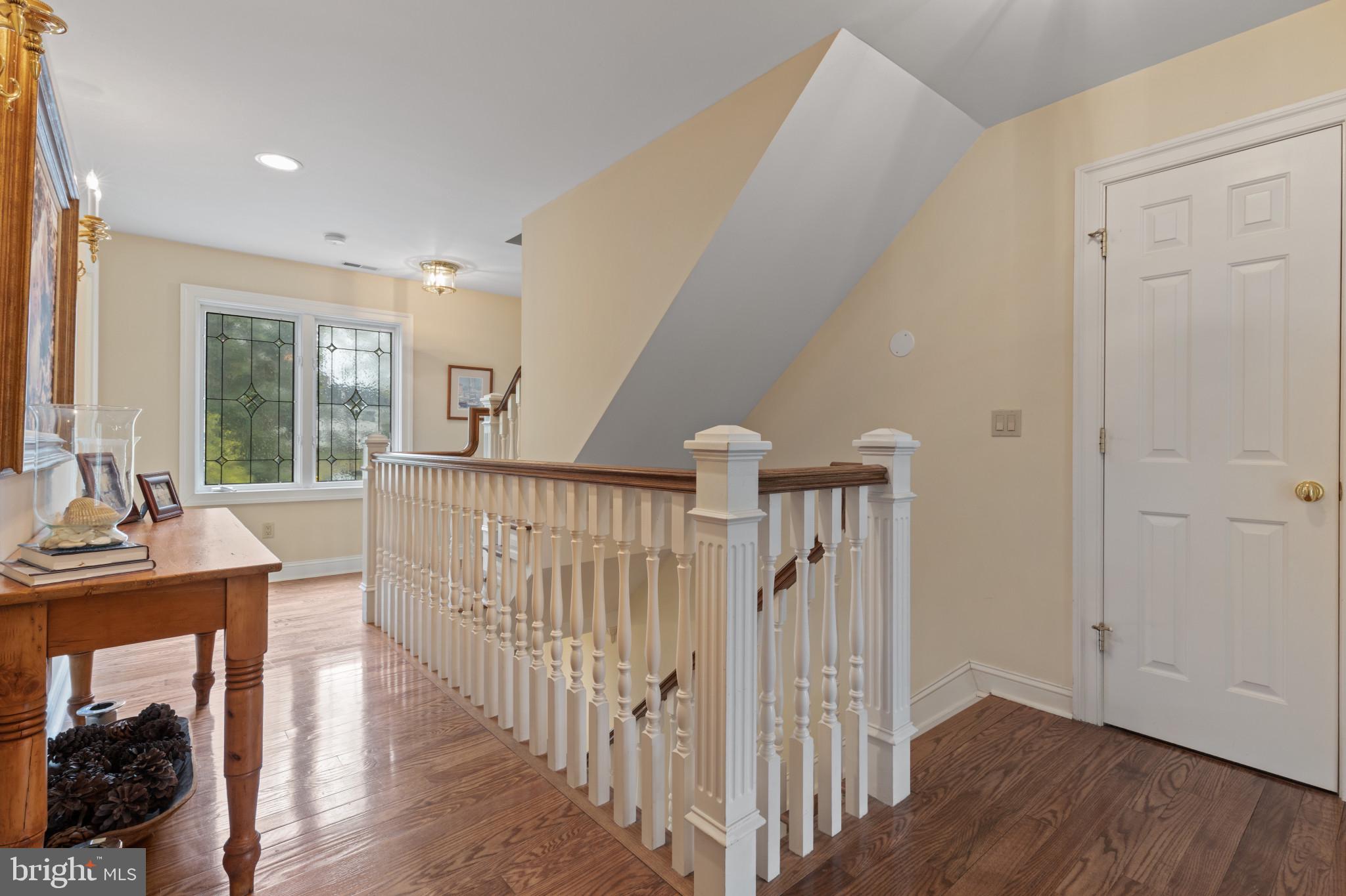 ANNAPOLIS ROADS - Residential