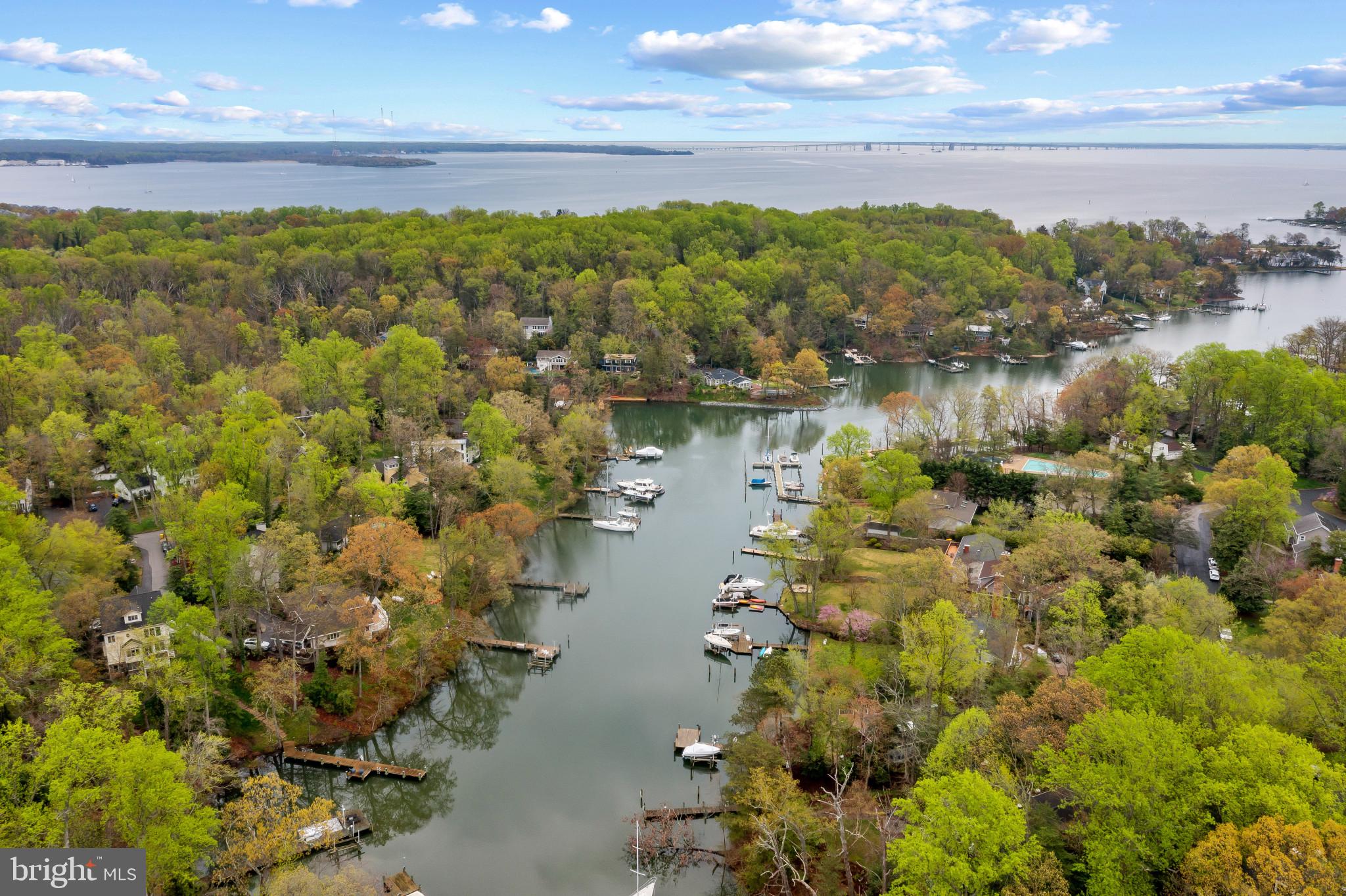 ANNAPOLIS ROADS - Residential