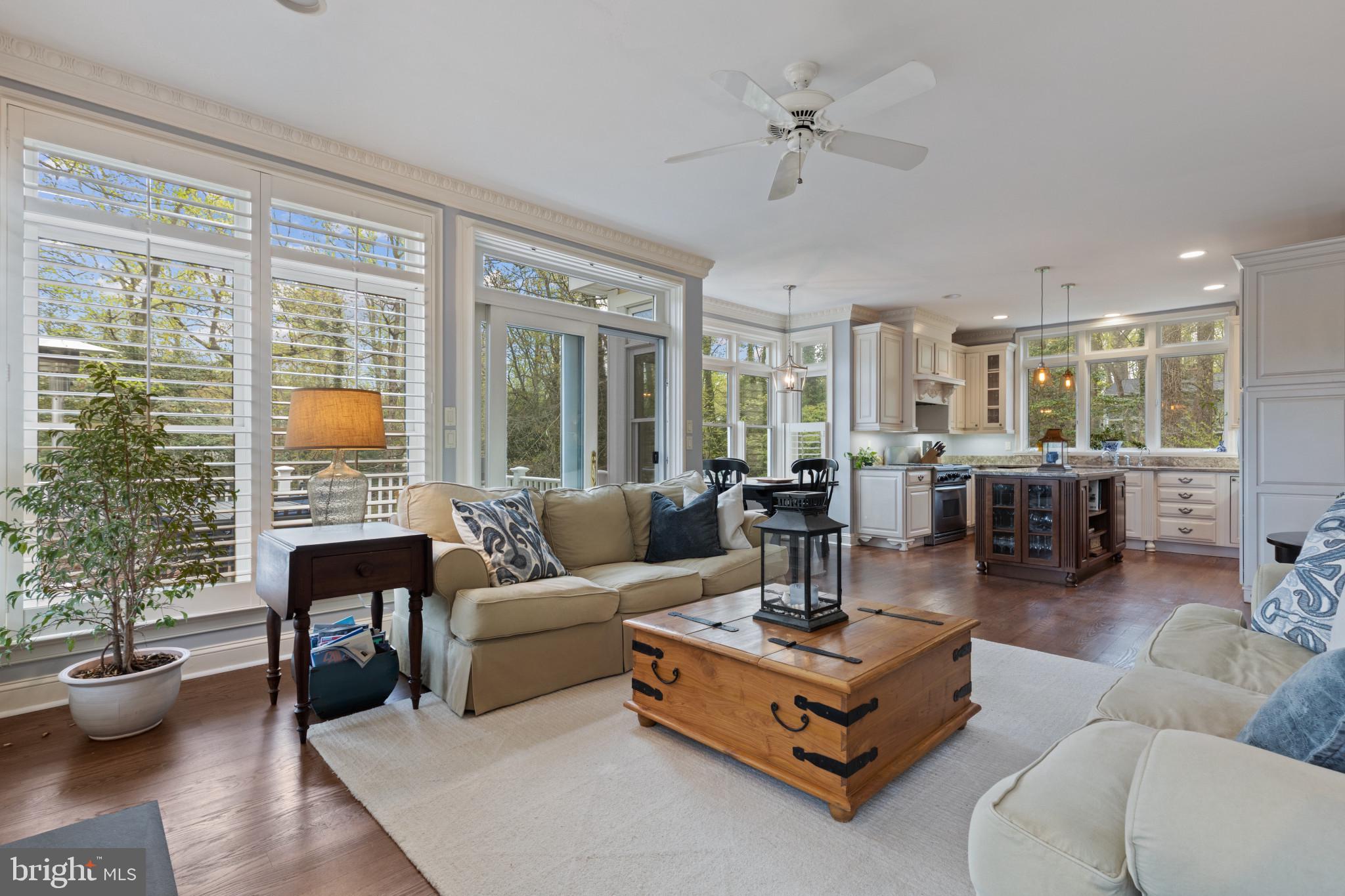 ANNAPOLIS ROADS - Residential