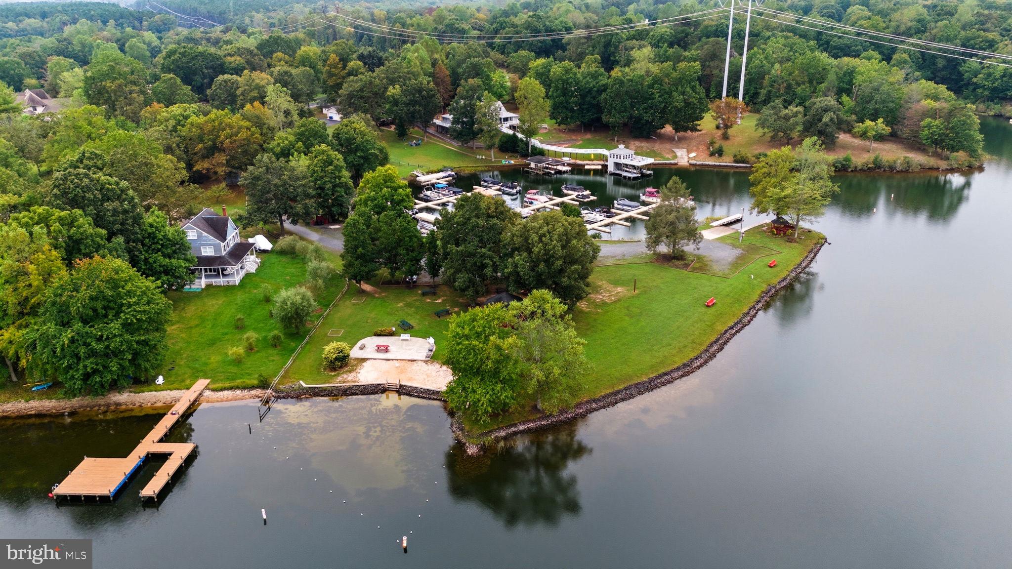 TALL PINES - Residential