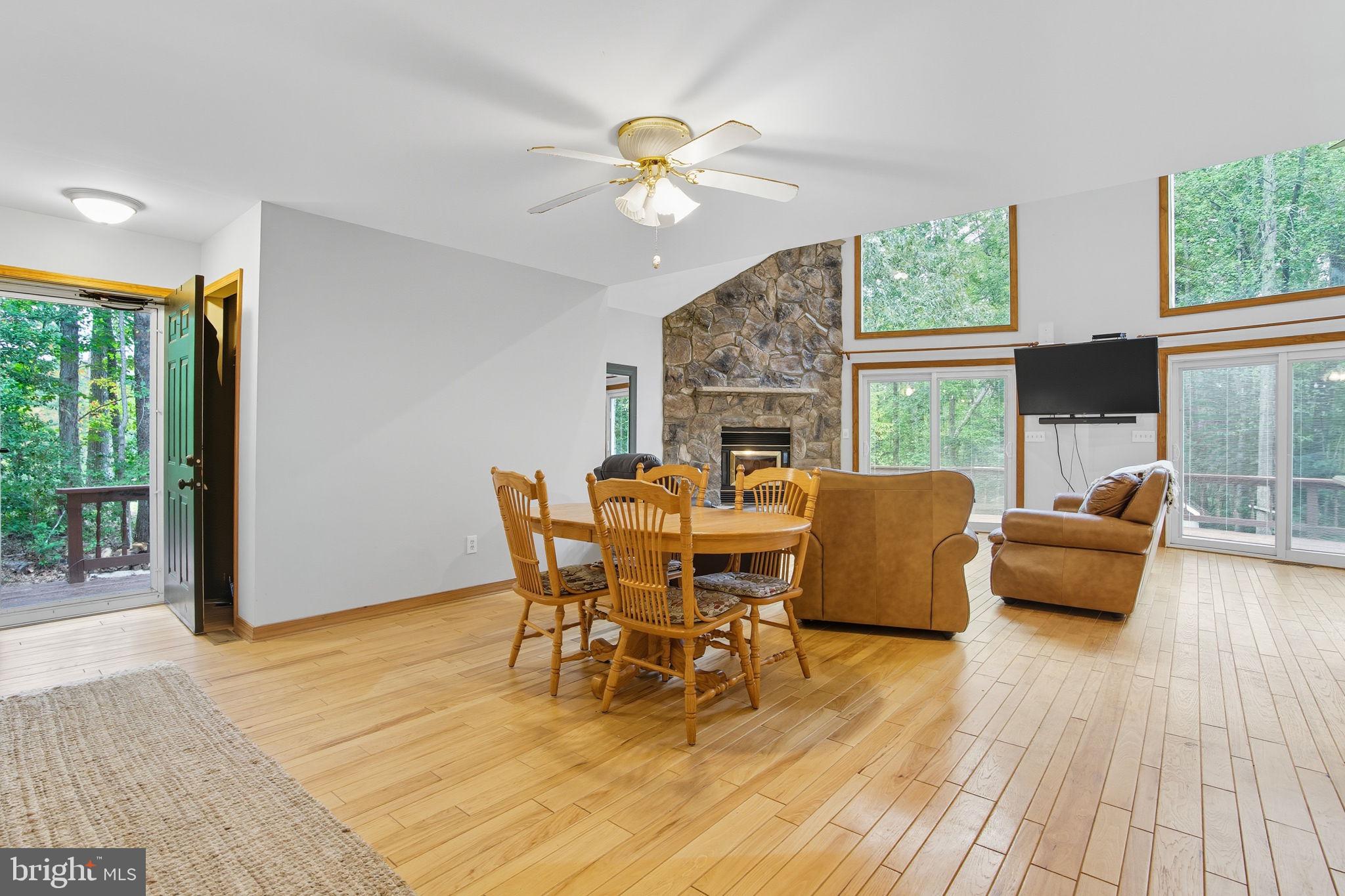 TALL PINES - Residential