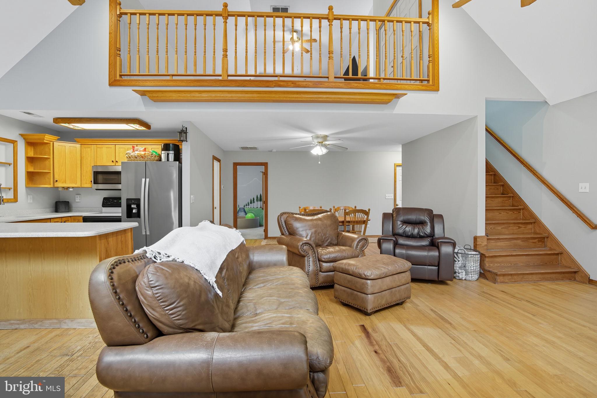 TALL PINES - Residential