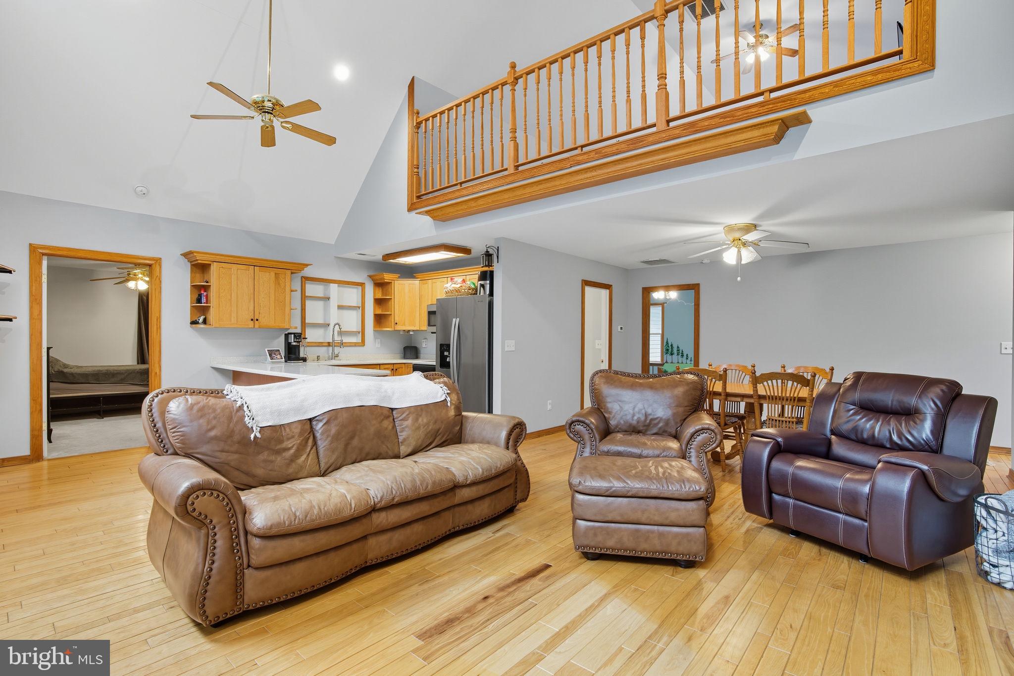 TALL PINES - Residential