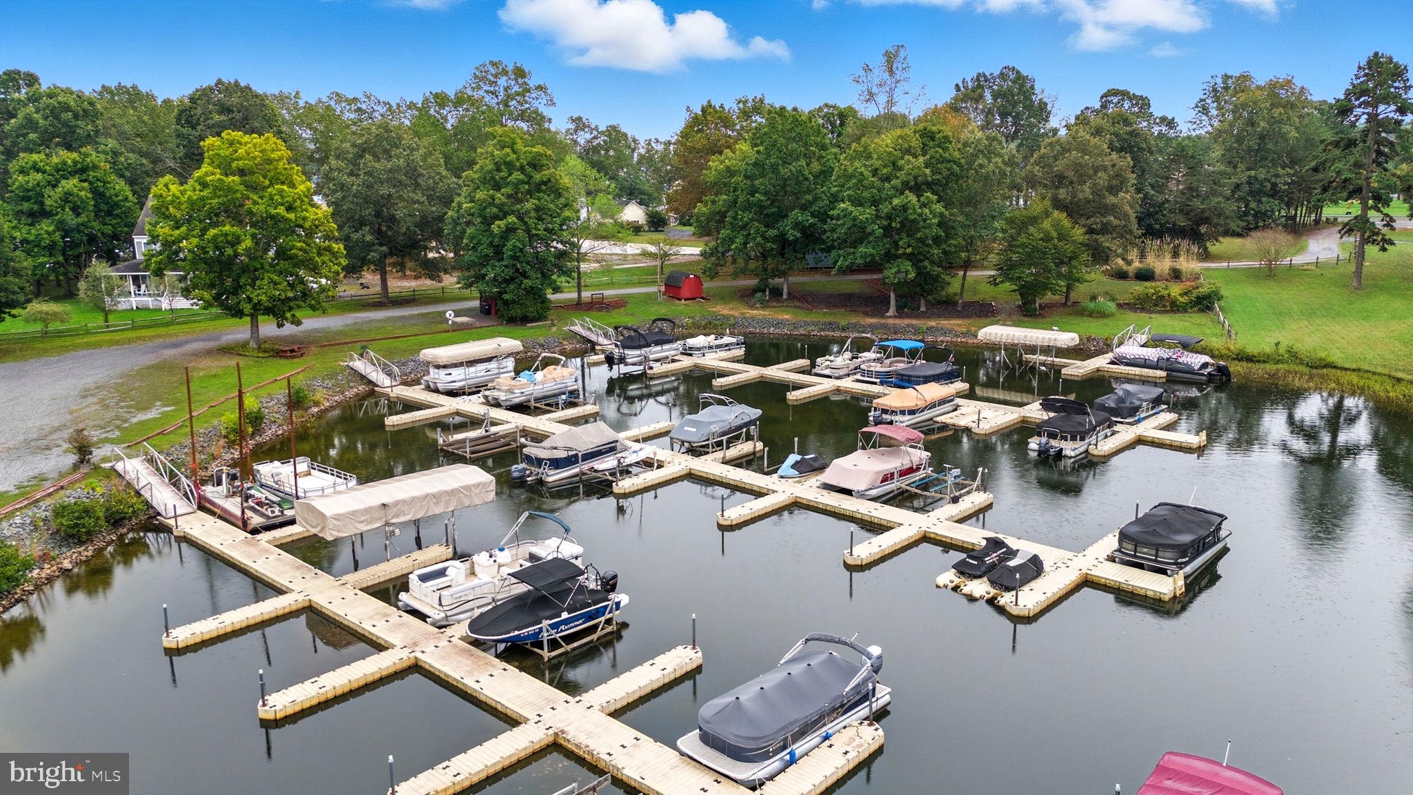 TALL PINES - Residential