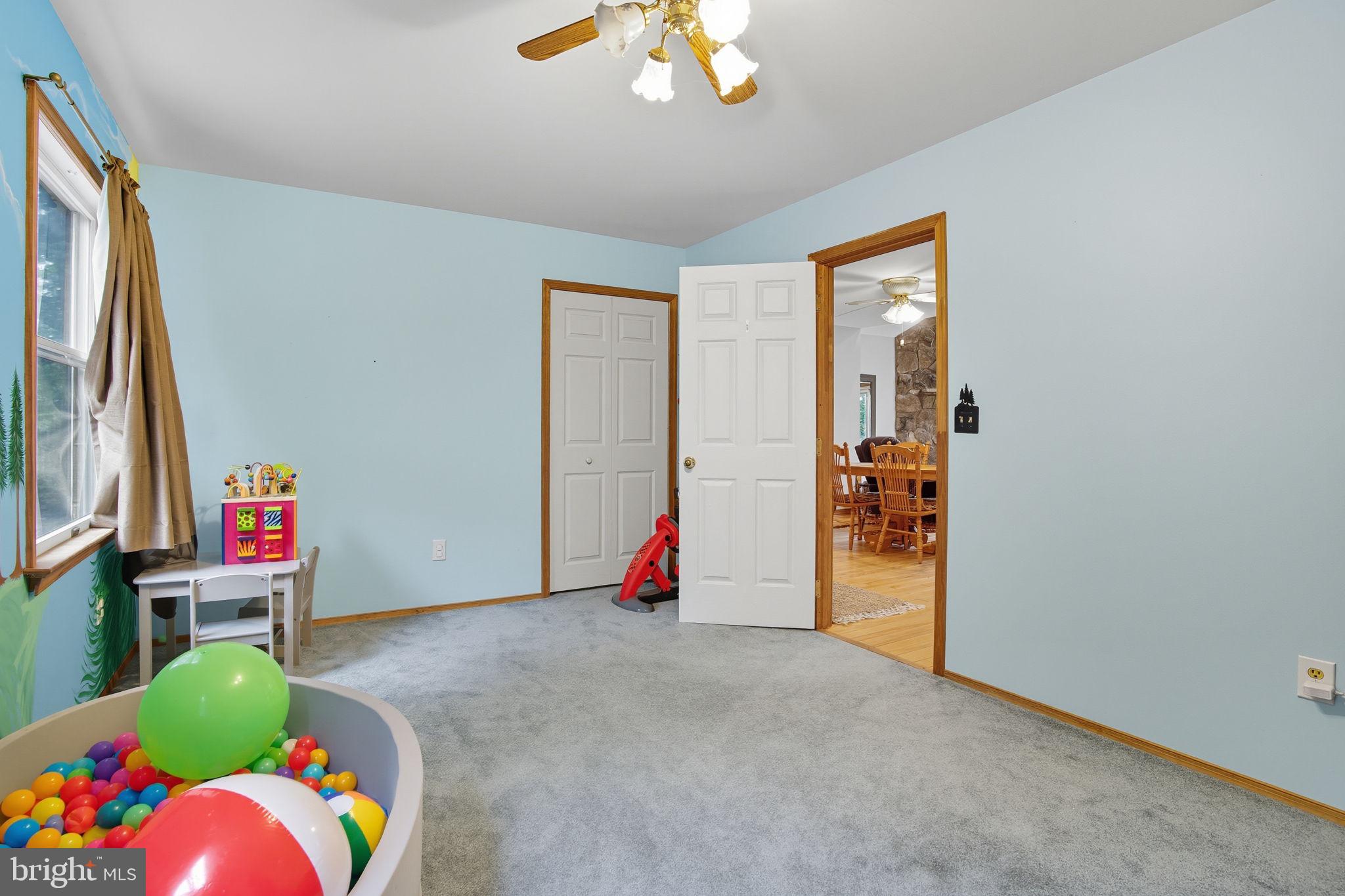 TALL PINES - Residential