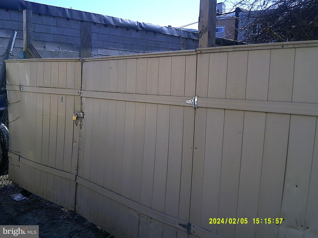 Photo of 264 W Wensley Street, Philadelphia, PA 19140 (MLS # PAPH2238538)