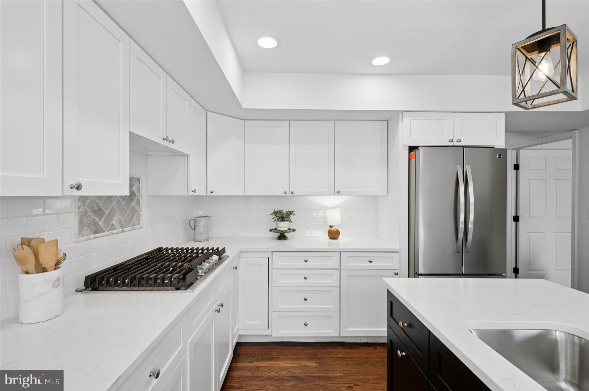 CEDAR GROVE FARM - Residential