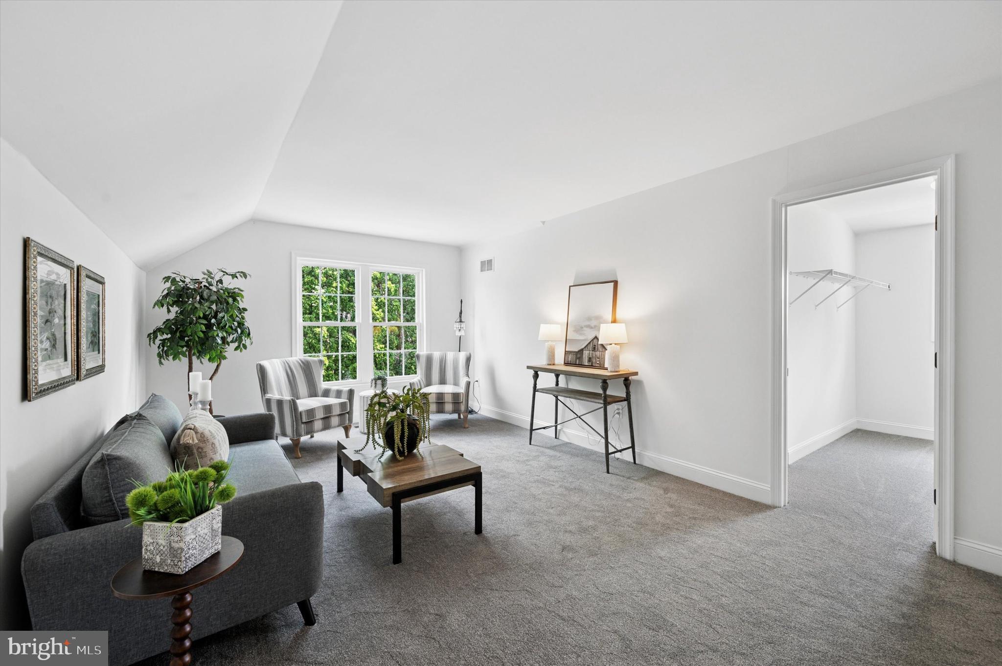 CEDAR GROVE FARM - Residential