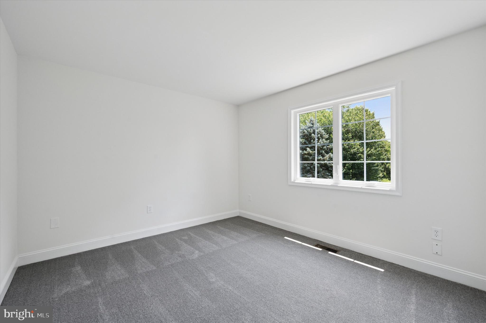 CEDAR GROVE FARM - Residential