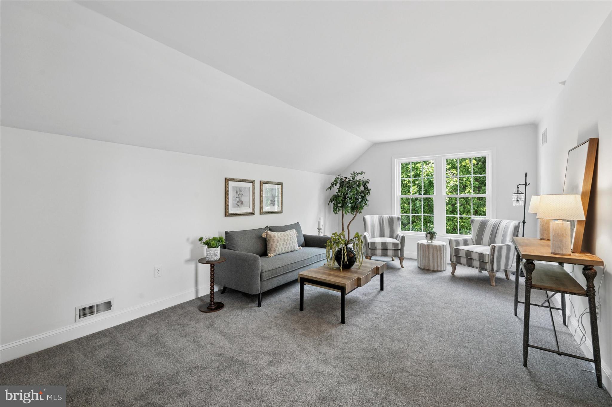 CEDAR GROVE FARM - Residential