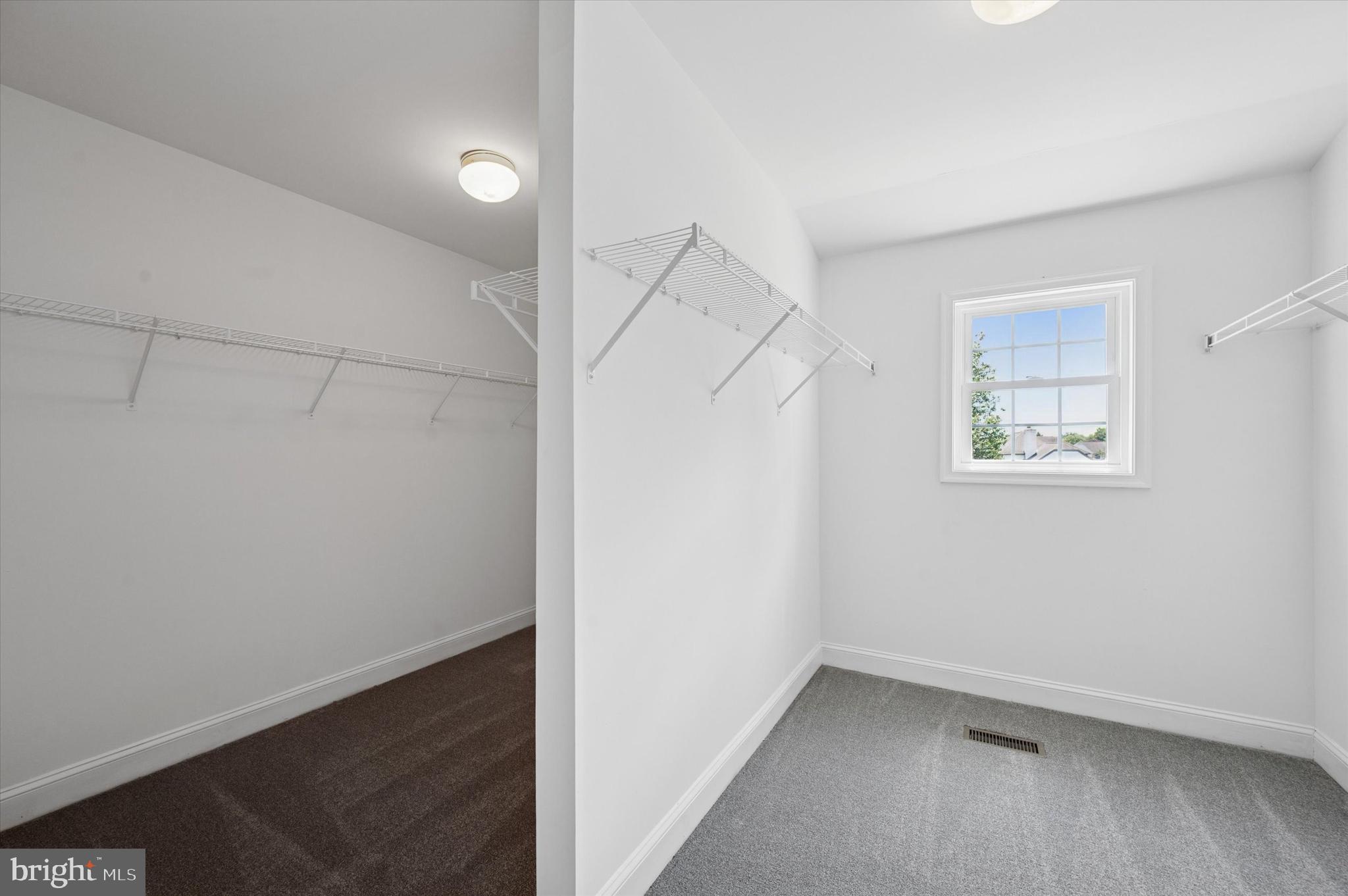 CEDAR GROVE FARM - Residential