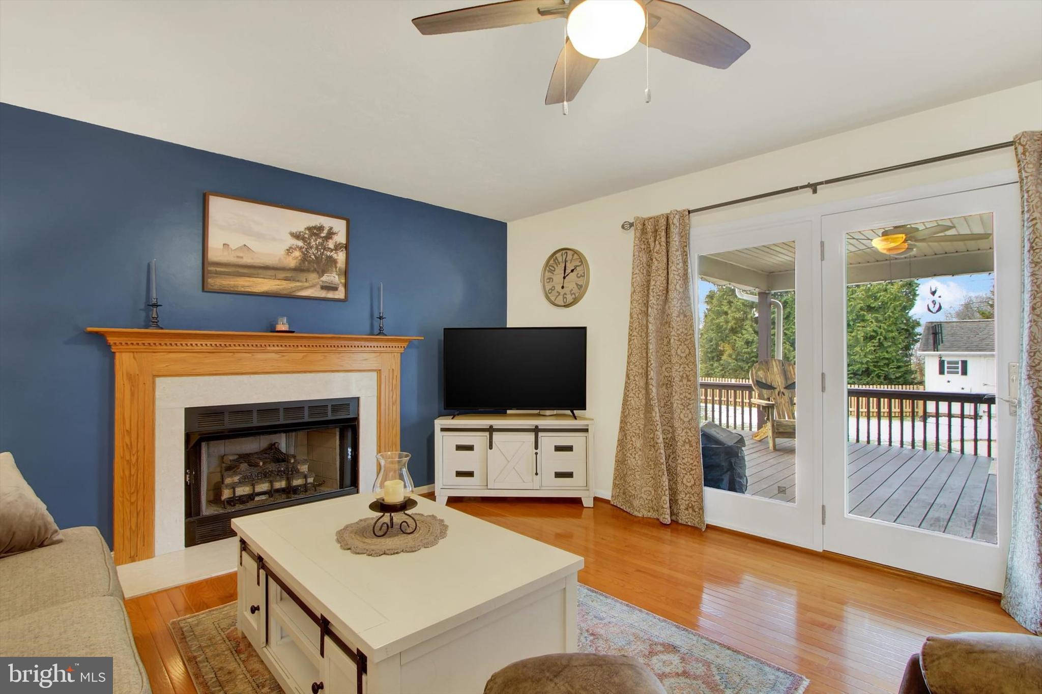 MEADOWVIEW ESTATES - Residential