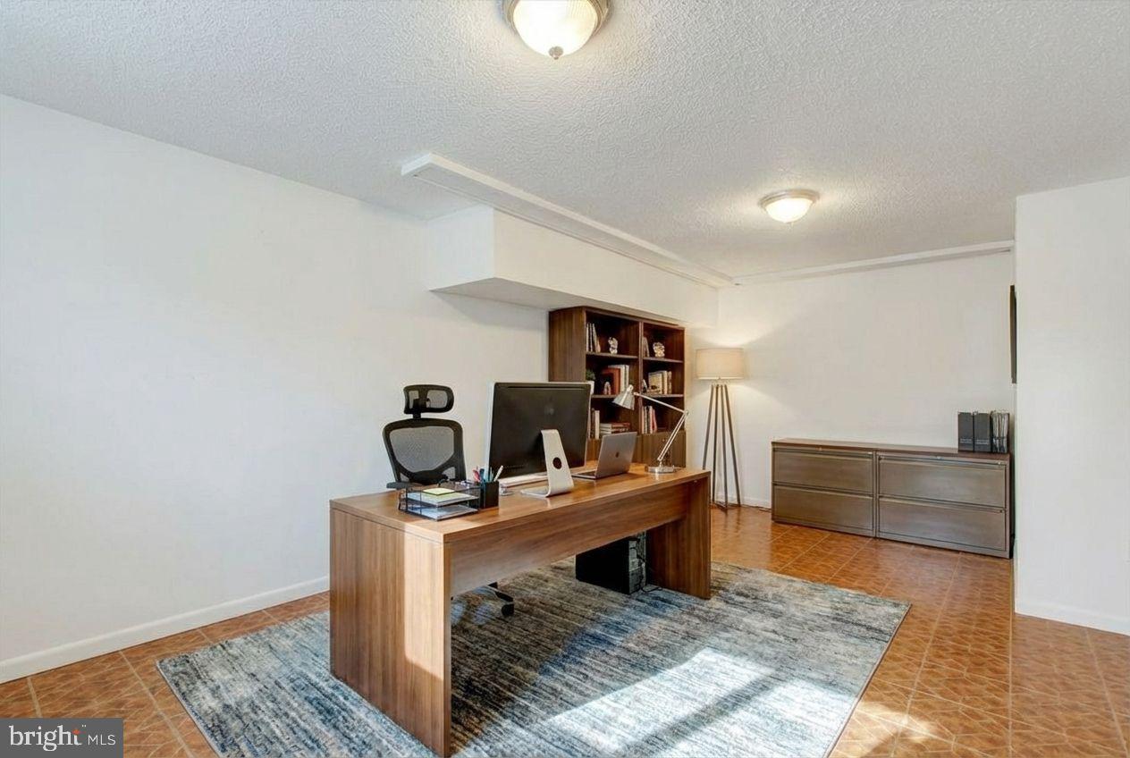 MEADOWVIEW ESTATES - Residential