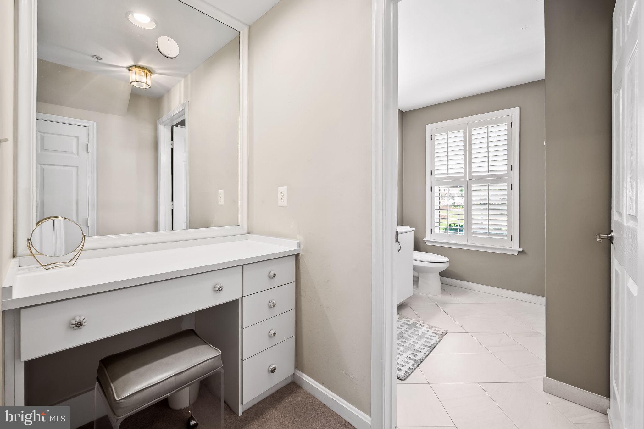 GREY ROCK FLATS - Residential