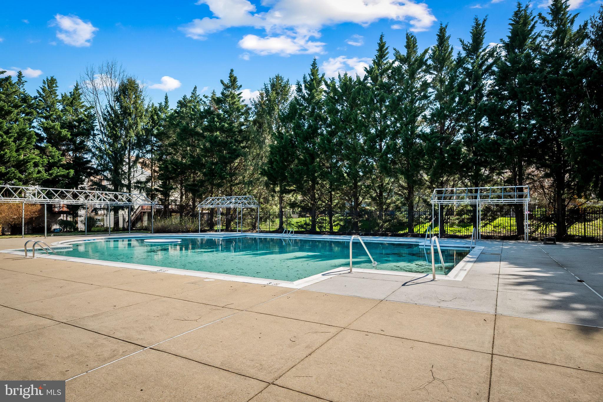 GREY ROCK FLATS - Residential