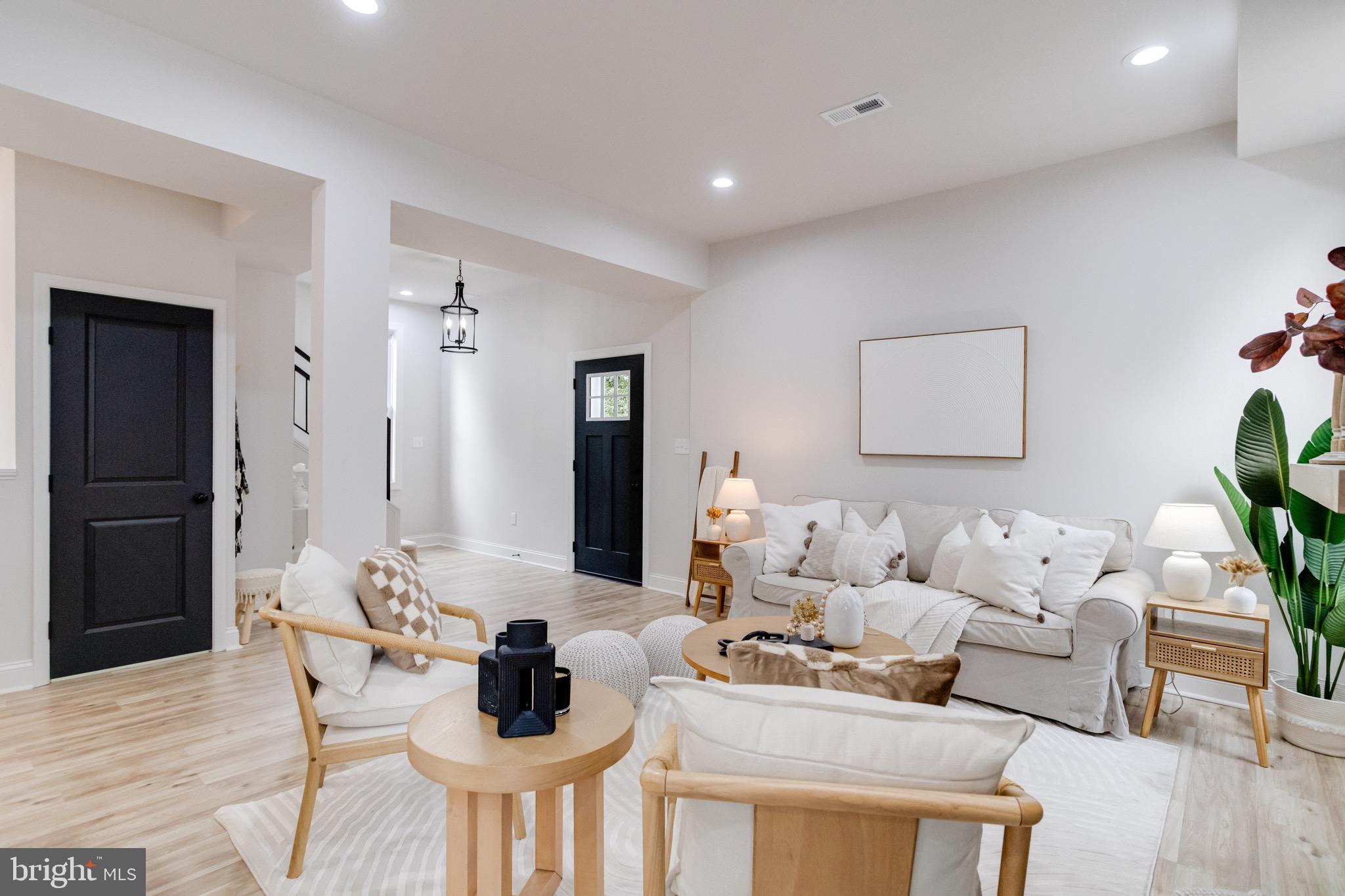 CENTRAL FOREST PARK - Residential