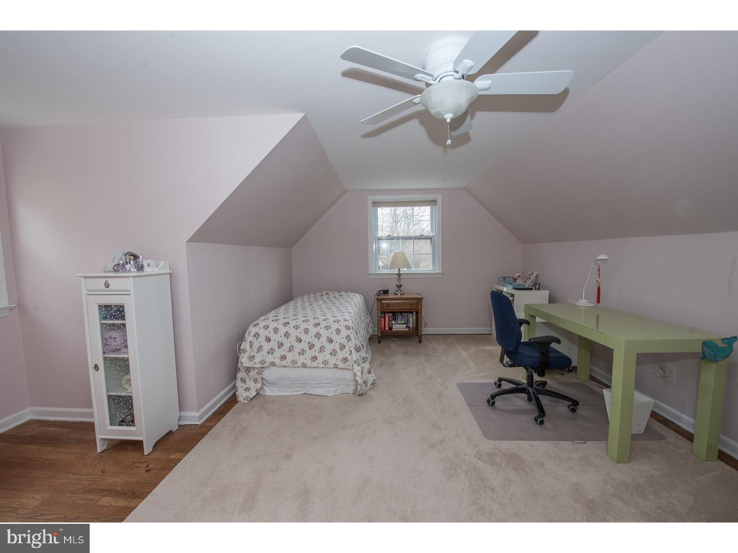 GLADWYNE - Residential