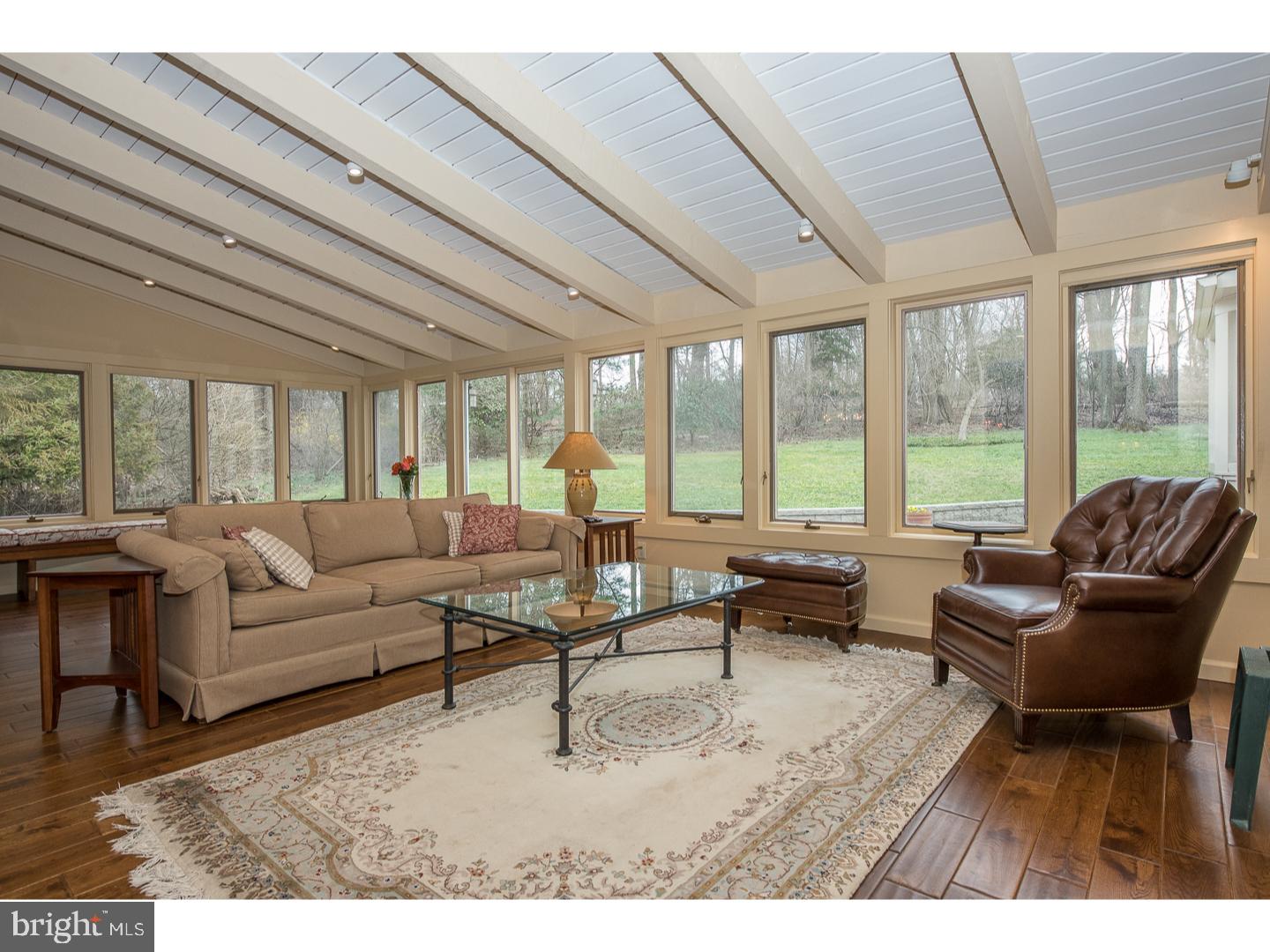 GLADWYNE - Residential