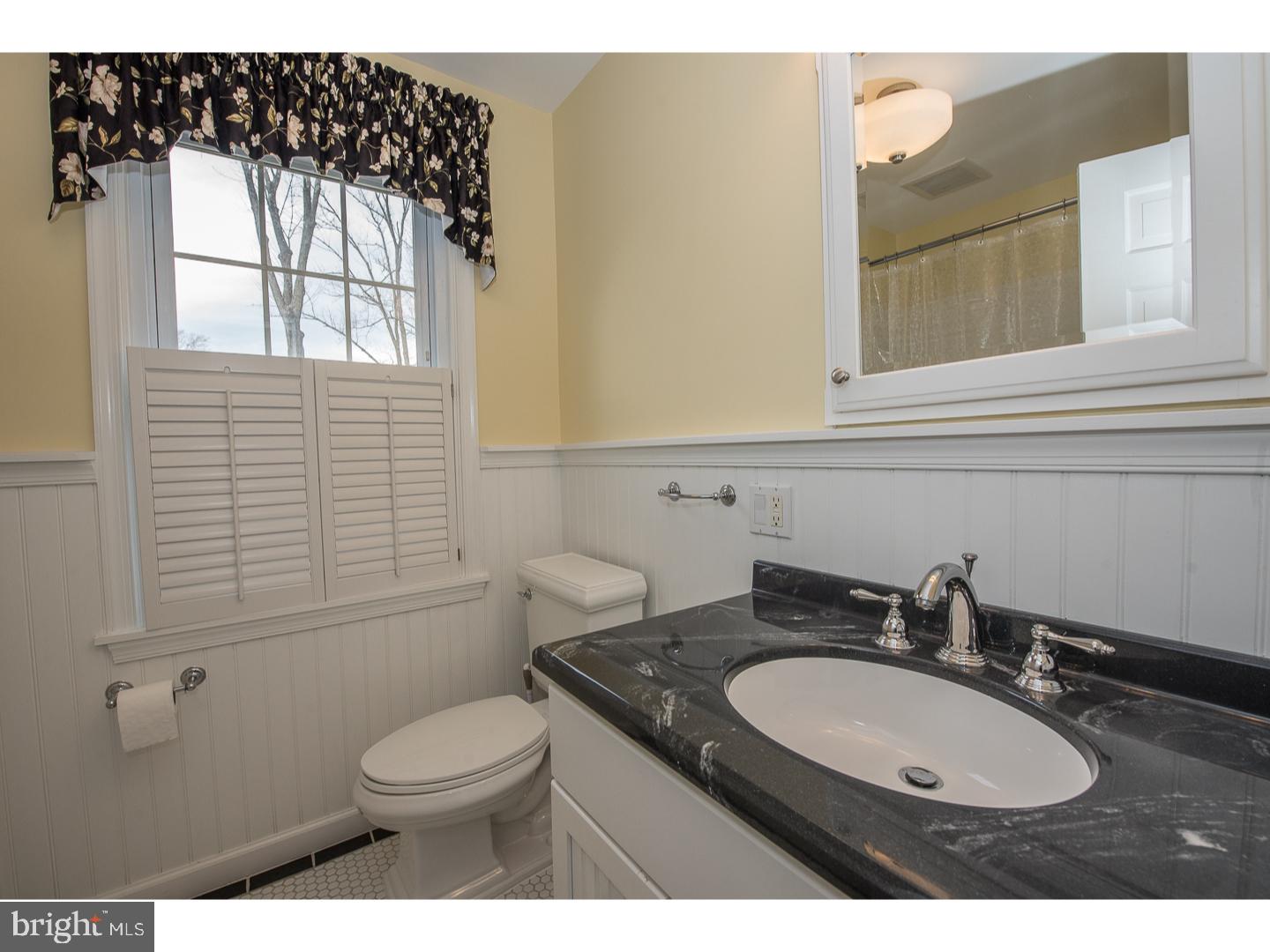 GLADWYNE - Residential