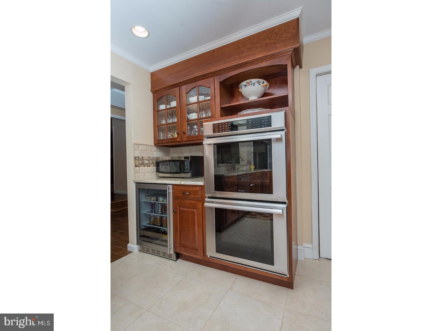 GLADWYNE - Residential