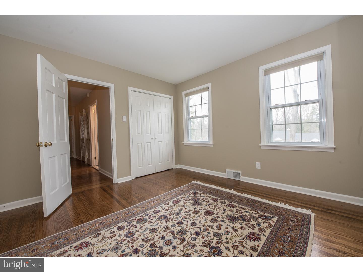 GLADWYNE - Residential