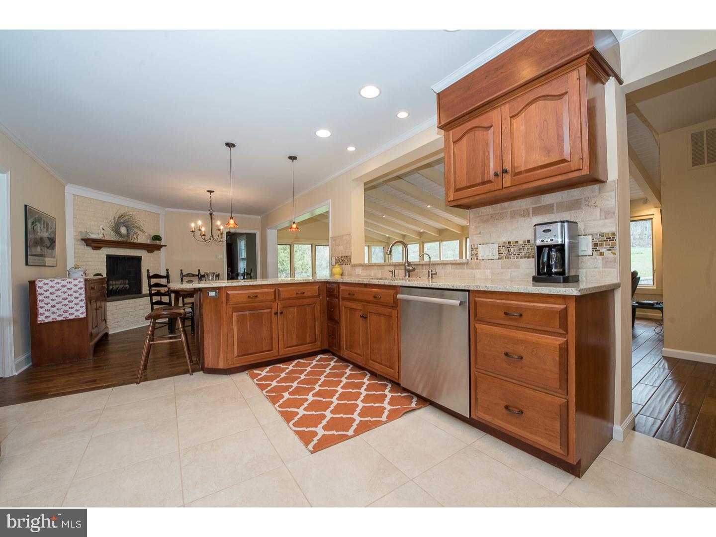 GLADWYNE - Residential