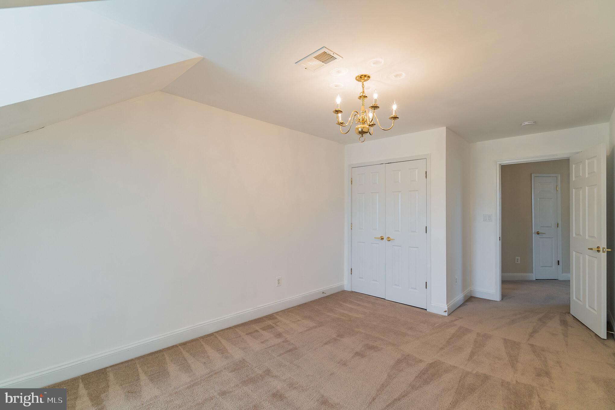 HERITAGE HUNT - Residential