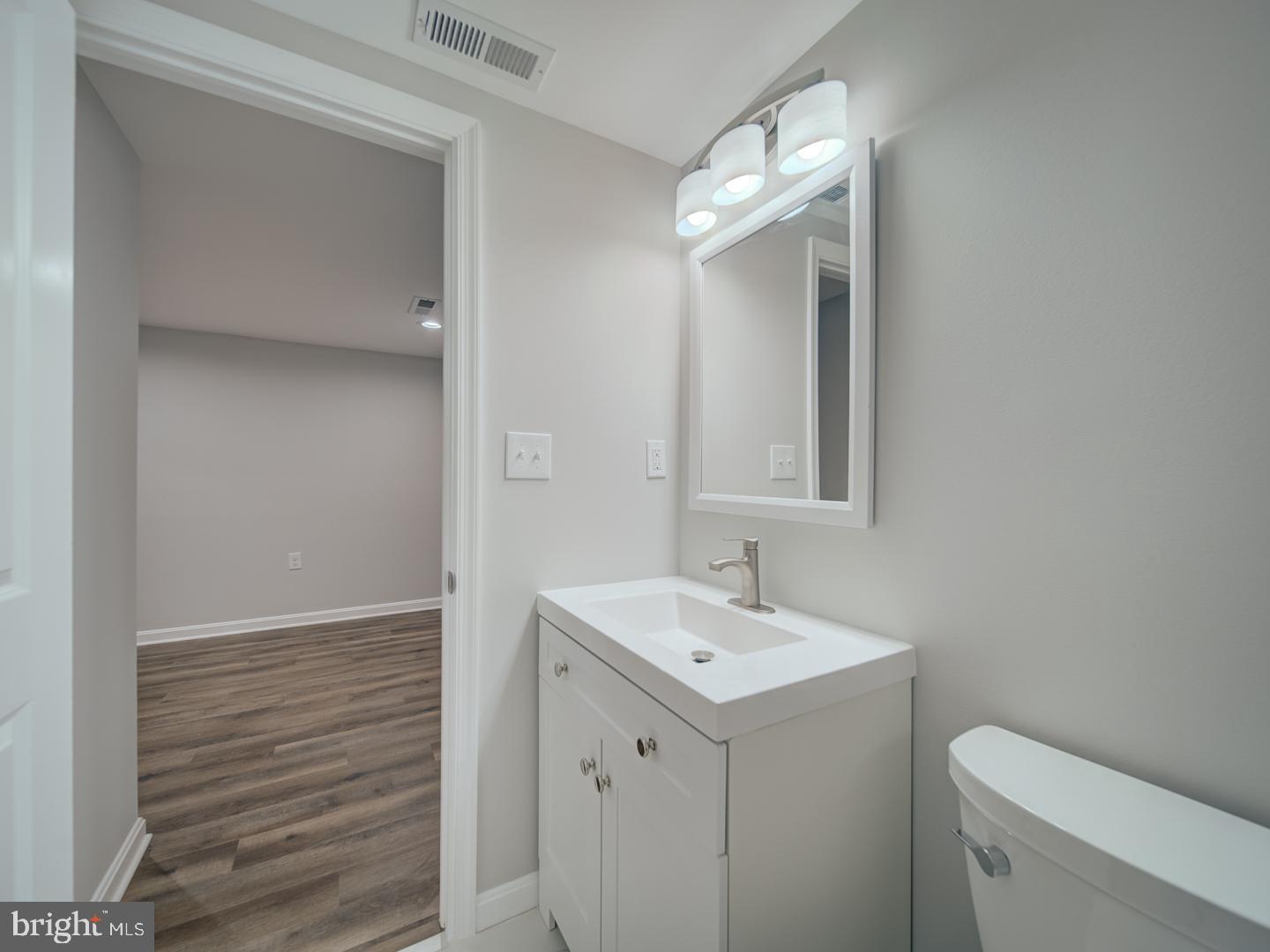 OXON RUN HILLS - Residential