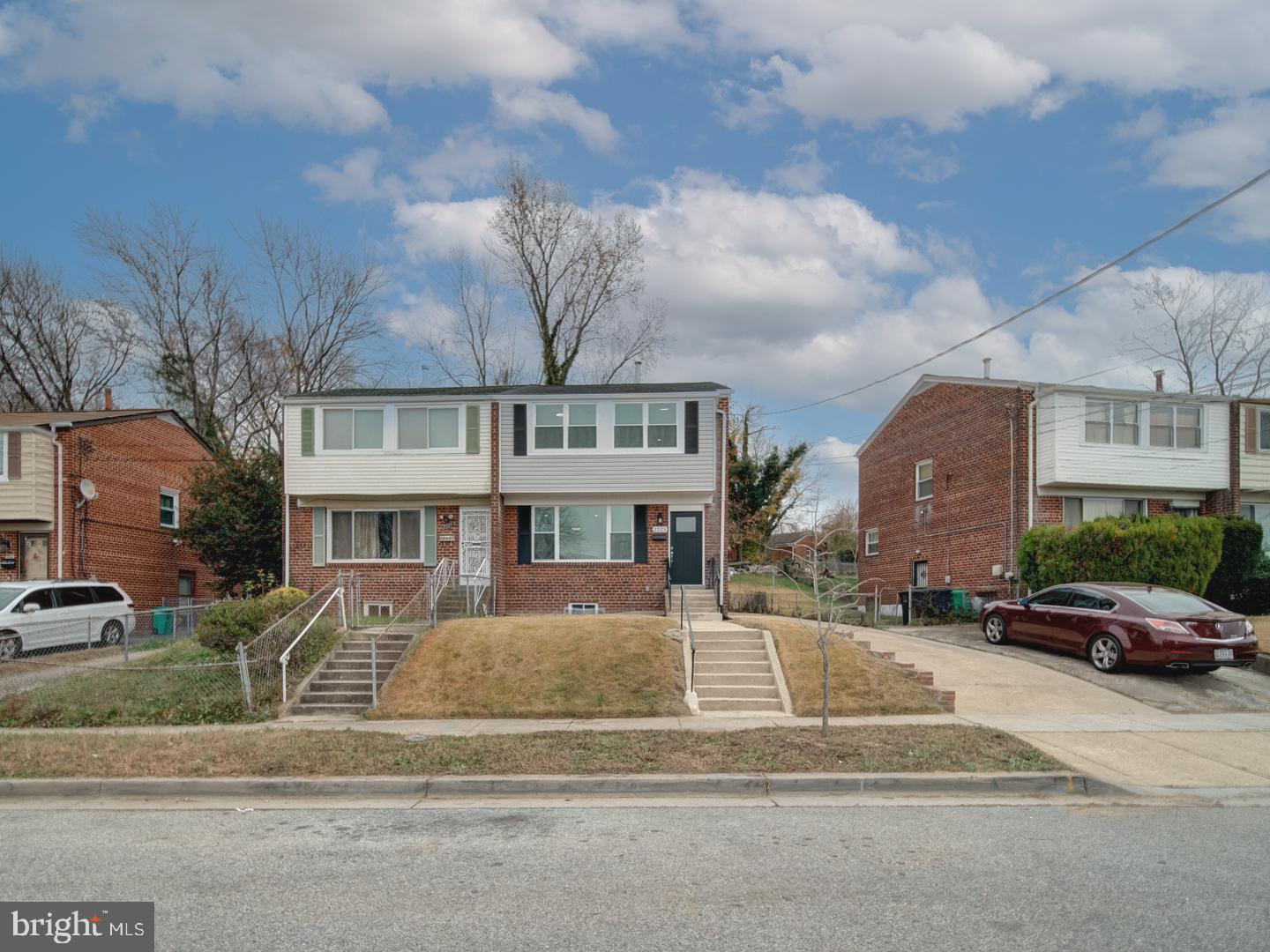 OXON RUN HILLS - Residential