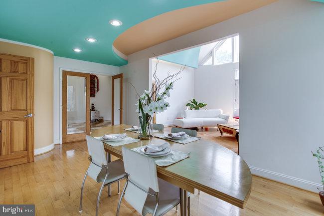 ROSEMONT - Residential