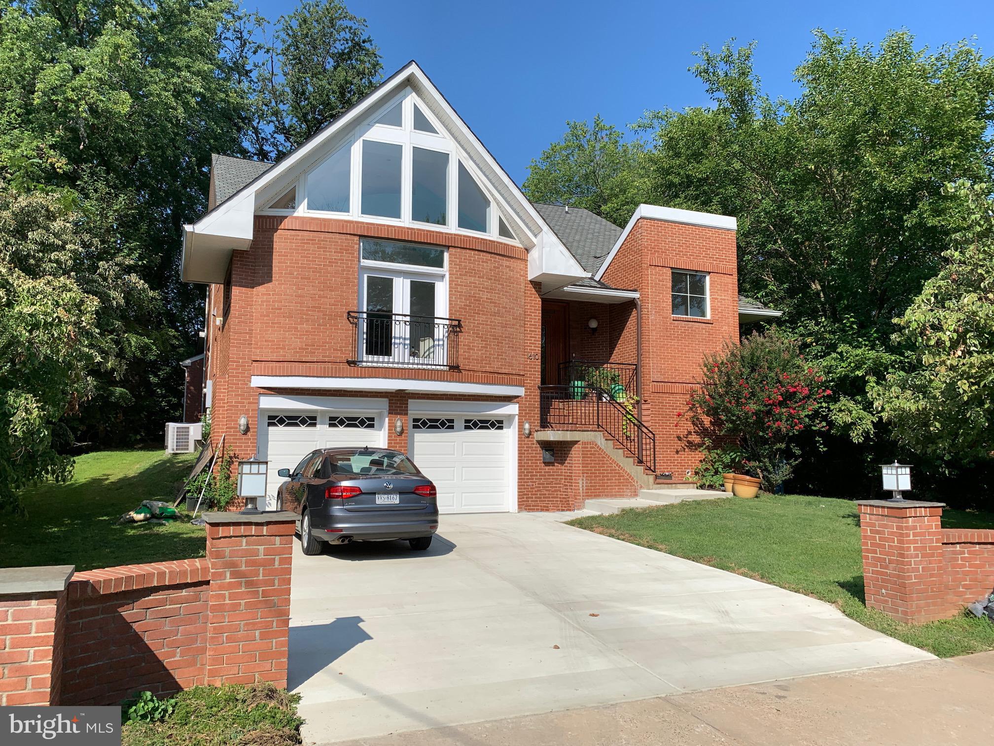 ROSEMONT - Residential