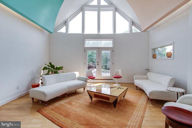 ROSEMONT - Residential