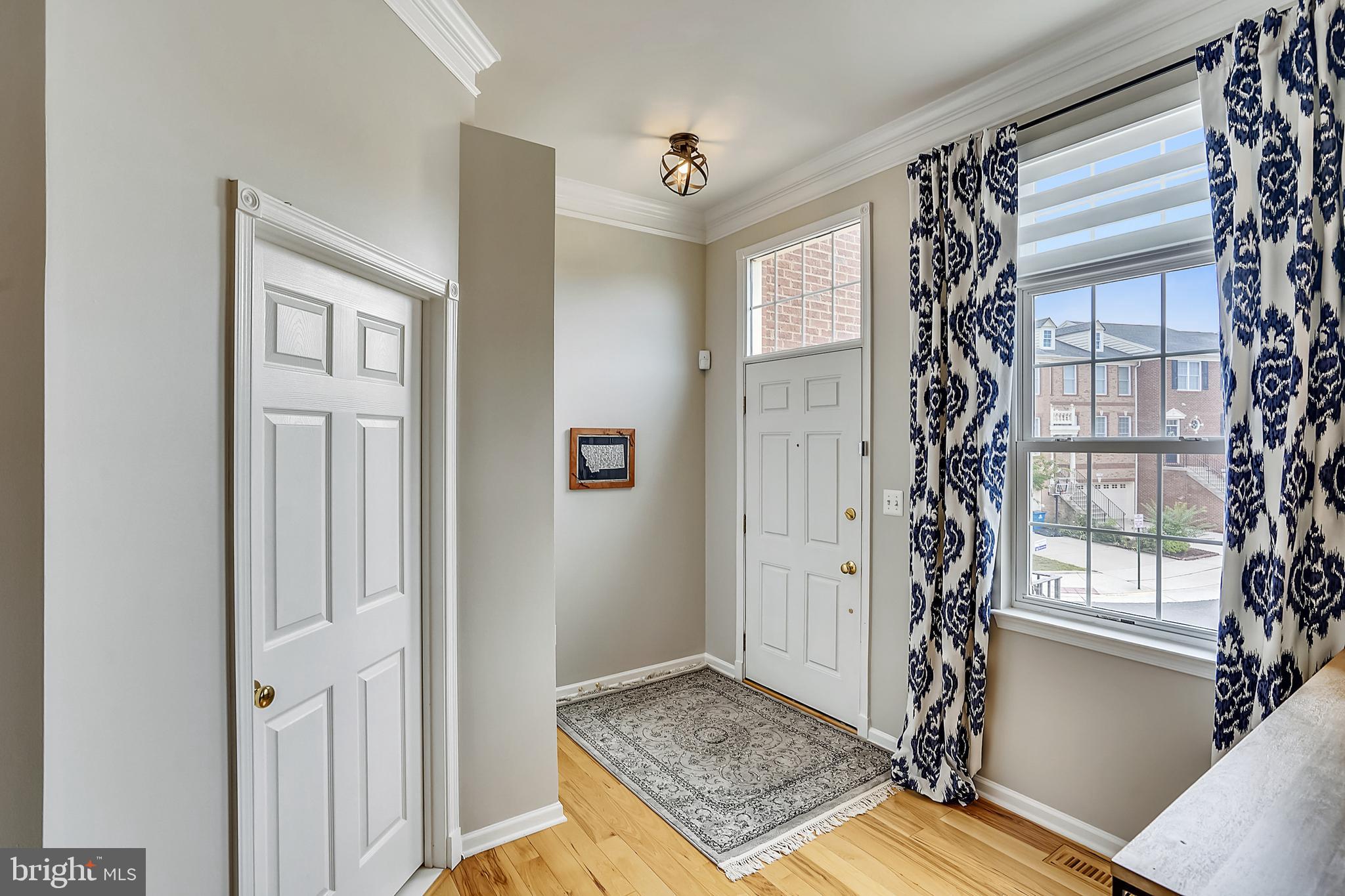 SOUTH RIDING - Residential