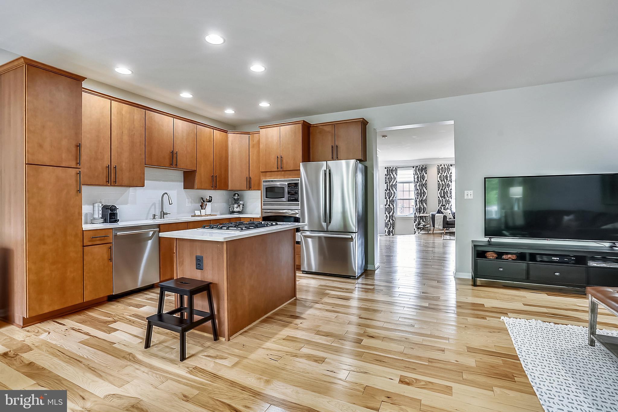 SOUTH RIDING - Residential